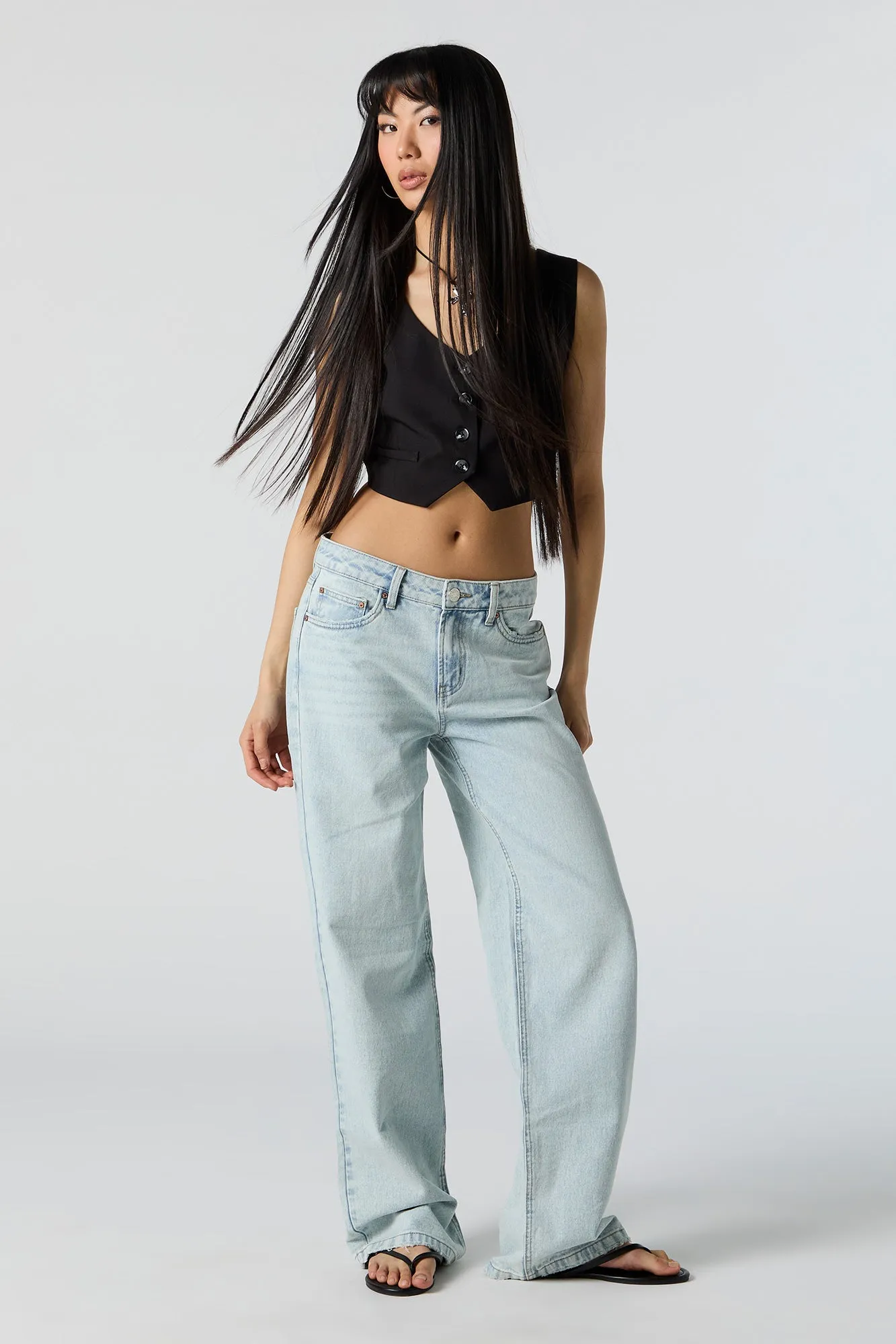 Low Rise Wide Leg Skater Jean sold by Charlotte Russe product image thumbnail 4