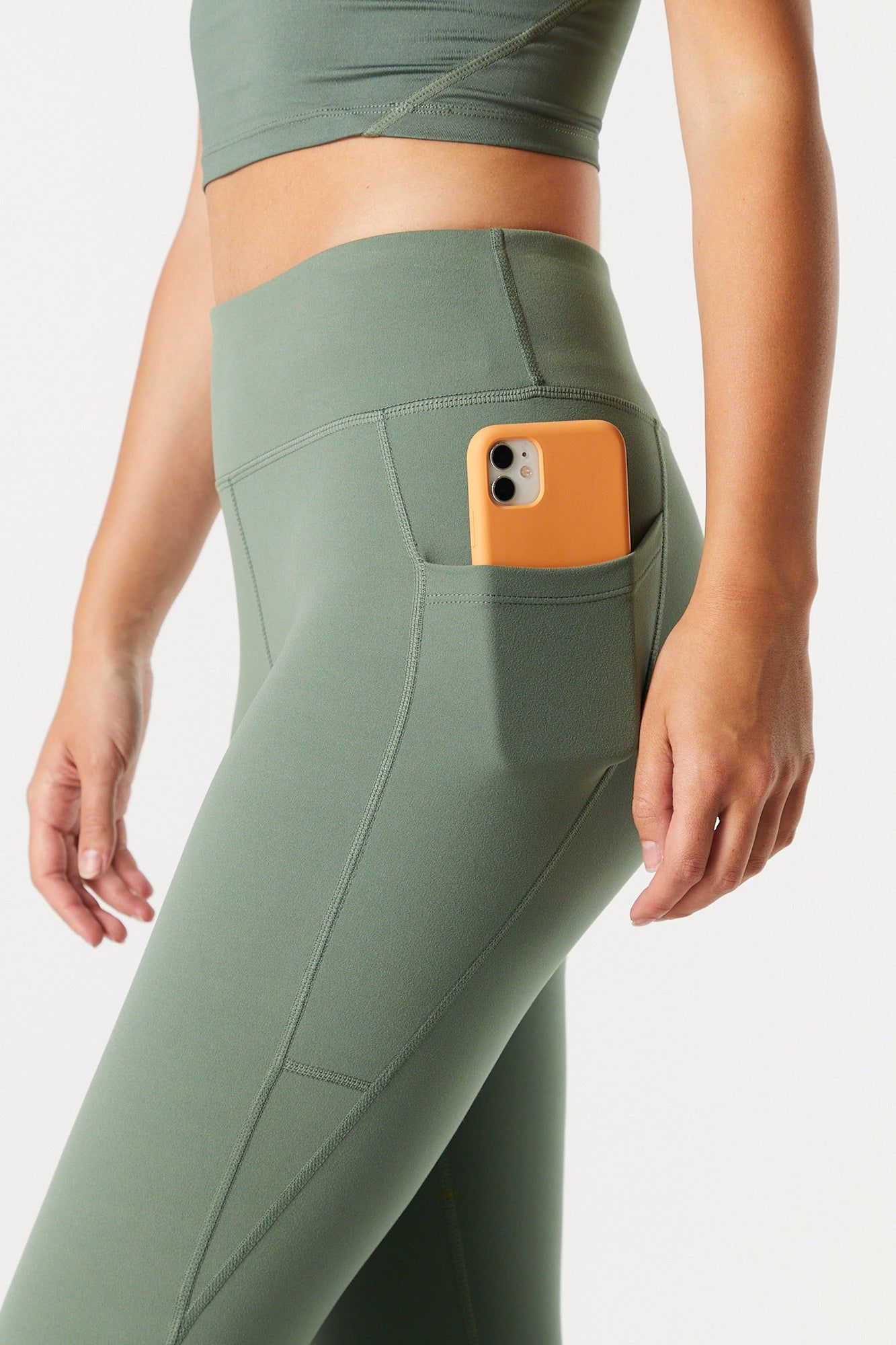 Active Side Pocket Legging sold by Charlotte Russe product image thumbnail 4