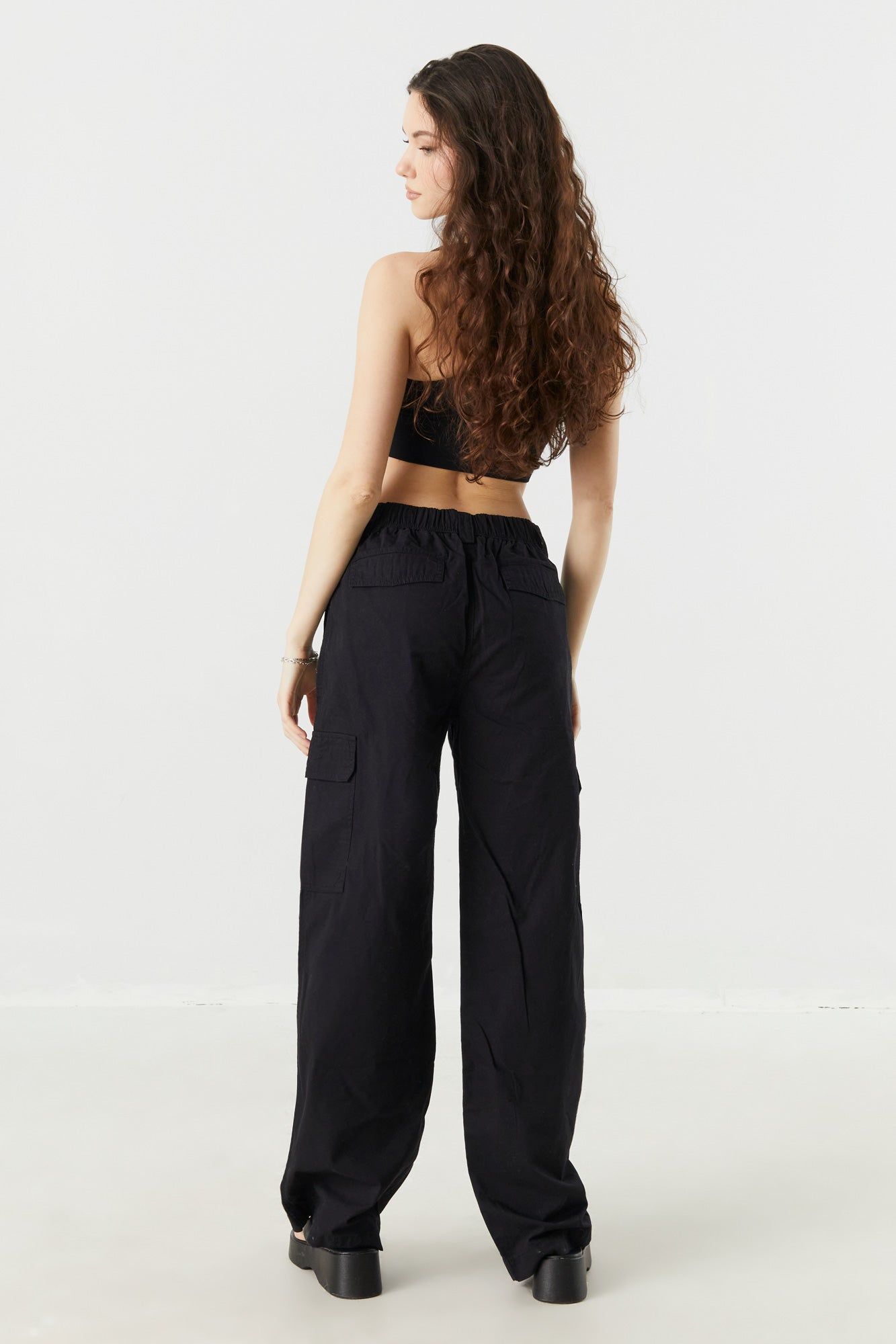 Black Poplin Wide Leg Cargo Pant sold by Charlotte Russe product image thumbnail 3
