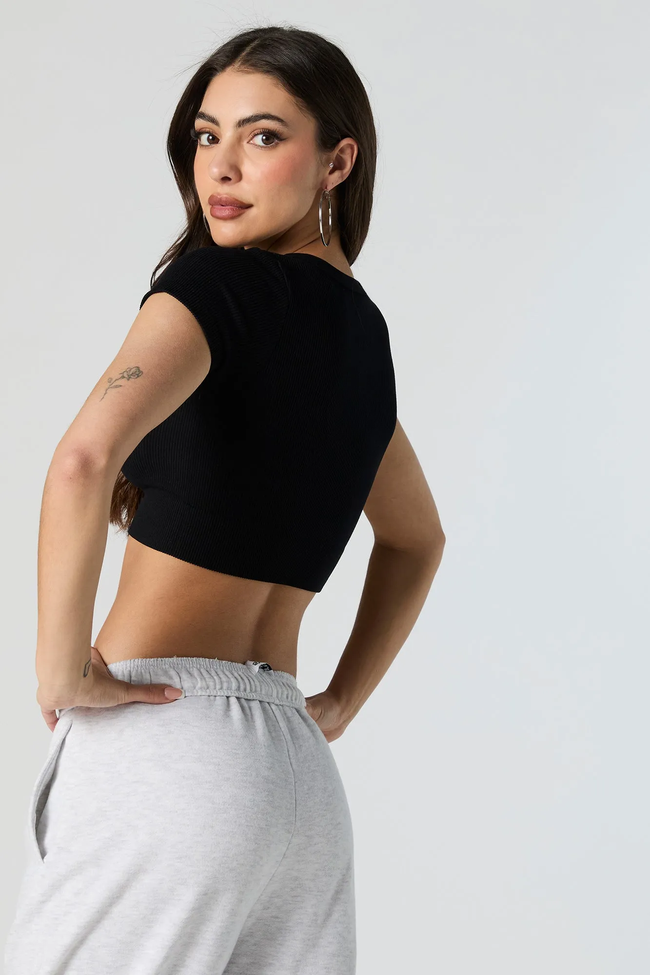 Seamless Ribbed V-Neck Ultra Cropped T-Shirt sold by Charlotte Russe product image thumbnail 5