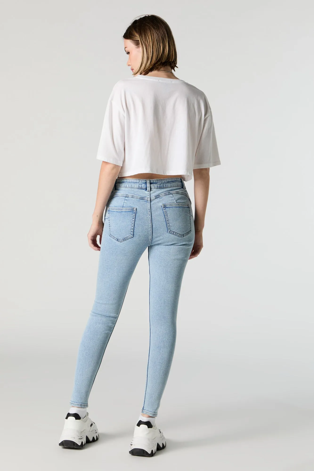 Rio Light Wash Mid Rise Skinny Jean sold by Charlotte Russe product image thumbnail 3