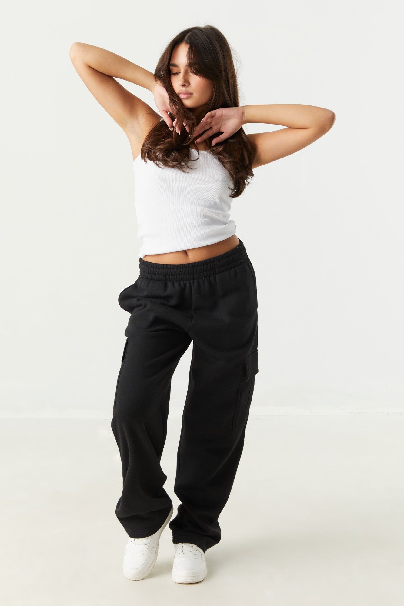 Fleece Wide Leg Cargo Jogger sold by Charlotte Russe product image thumbnail 4
