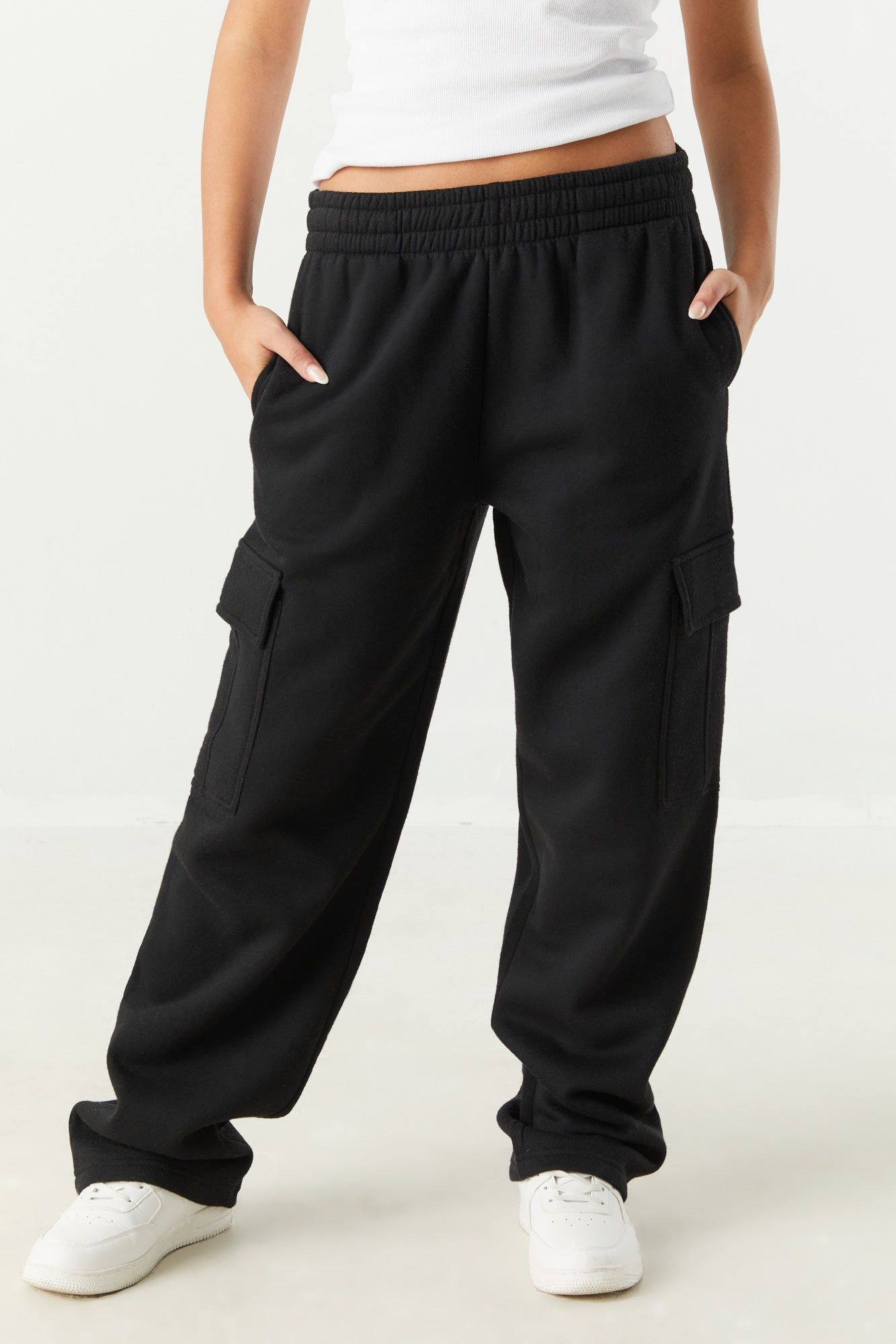 Fleece Wide Leg Cargo Jogger sold by Charlotte Russe product image thumbnail 5