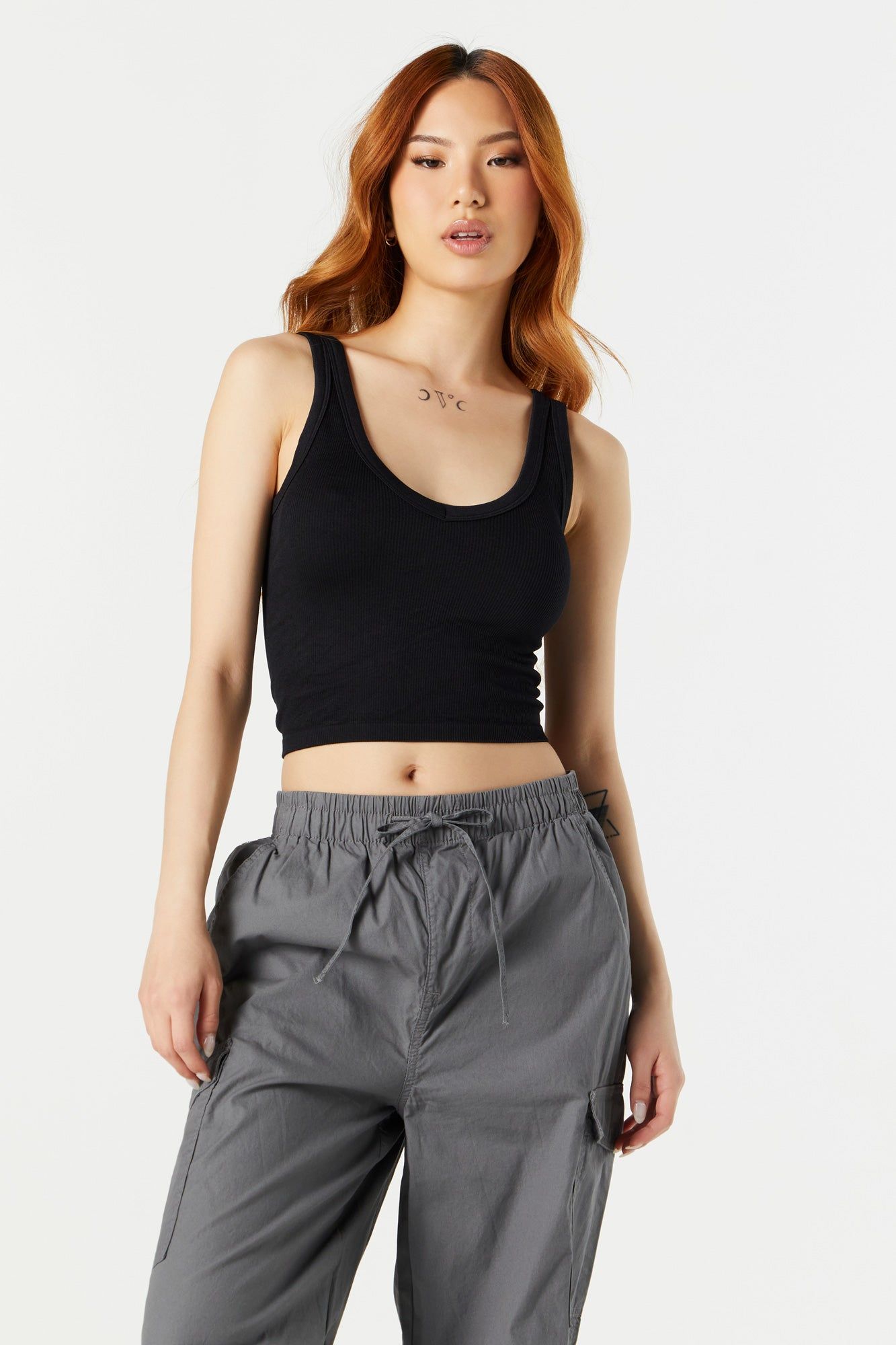 Seamless Ribbed V-Neck Tank sold by Charlotte Russe product image thumbnail 4