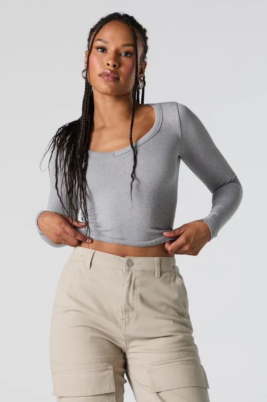 Seamless Ribbed V-Neck Long Sleeve Crop Top sold by Charlotte Russe