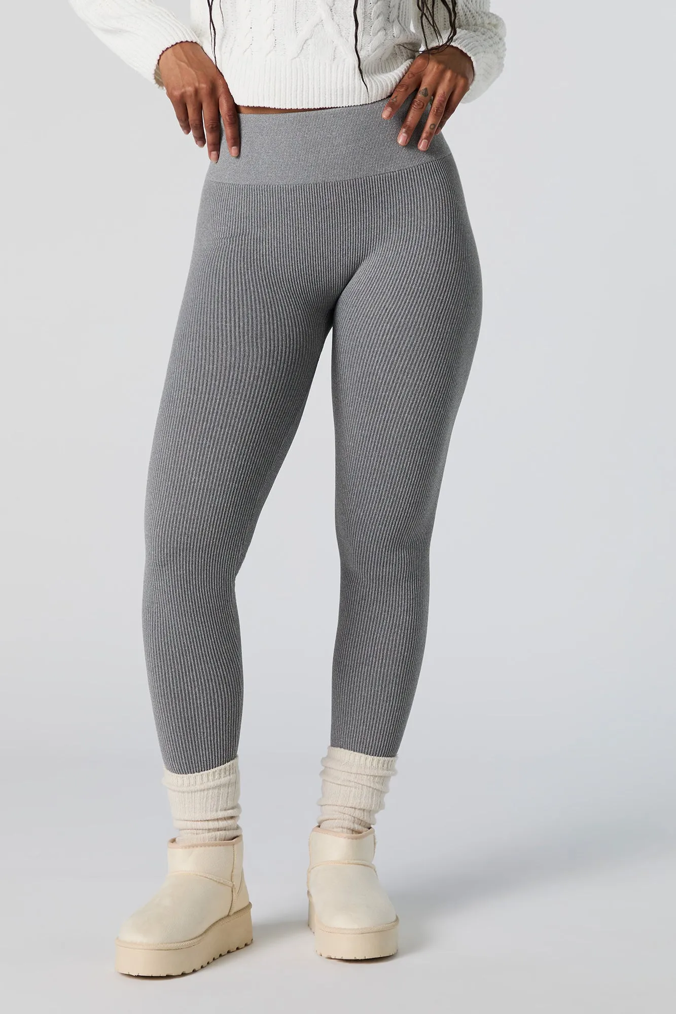 High Rise Seamless Ribbed Legging sold by Charlotte Russe product image thumbnail 2