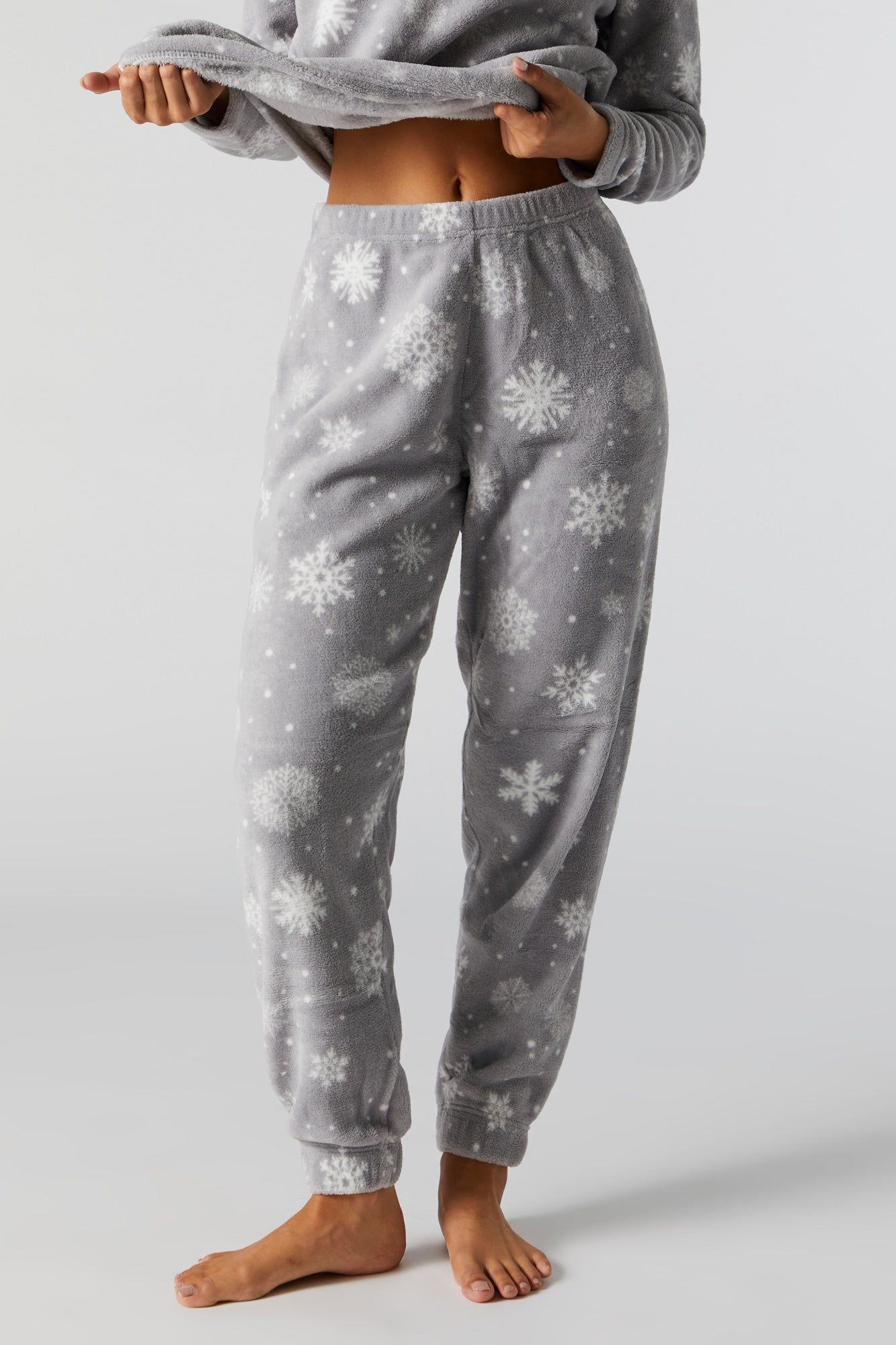 Snowflake 2 Piece Plush Pajama Set sold by Charlotte Russe product image thumbnail 5