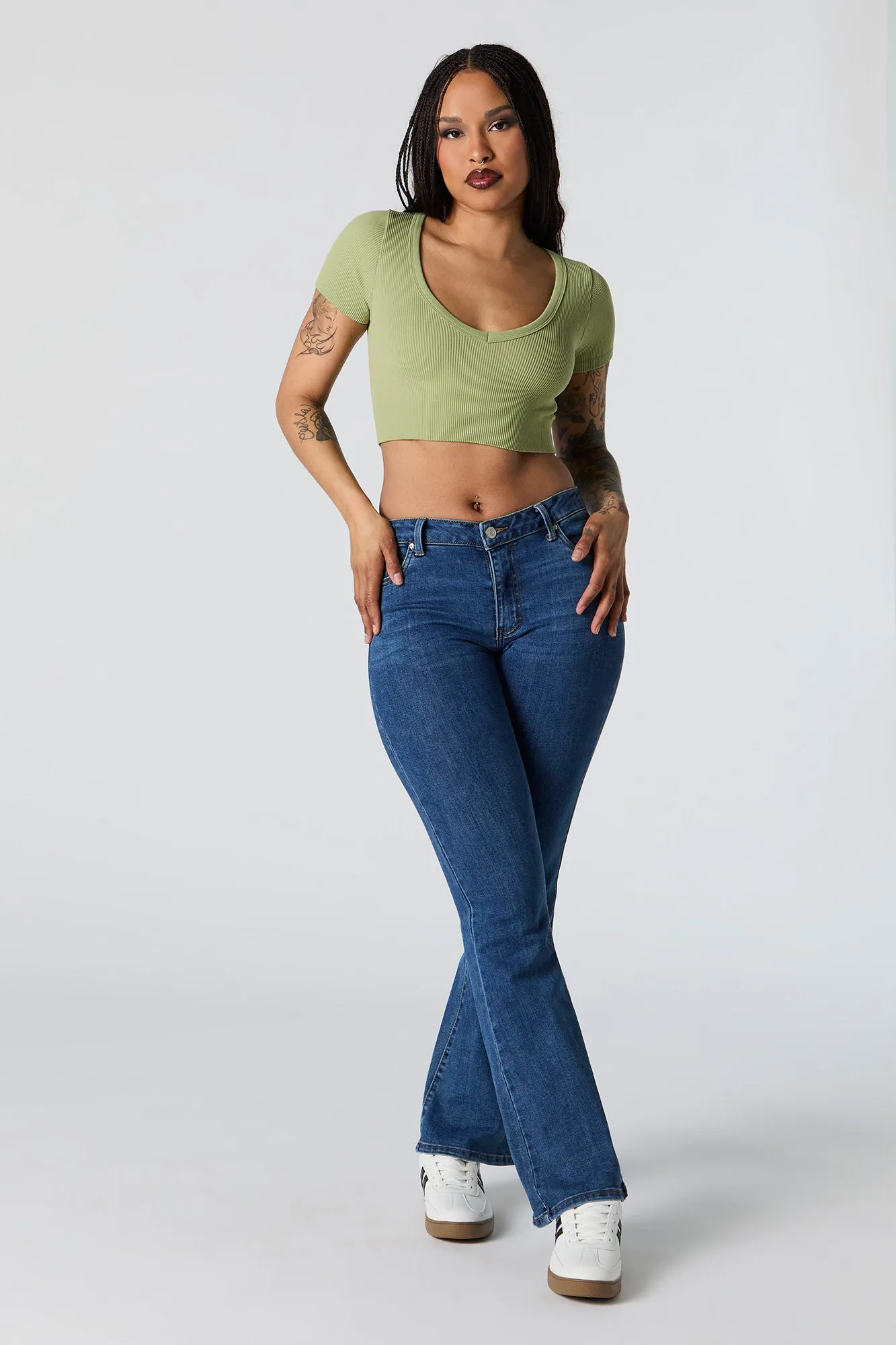 Seamless Deep V-Neck Short Sleeve Crop Top sold by Charlotte Russe product image thumbnail 3