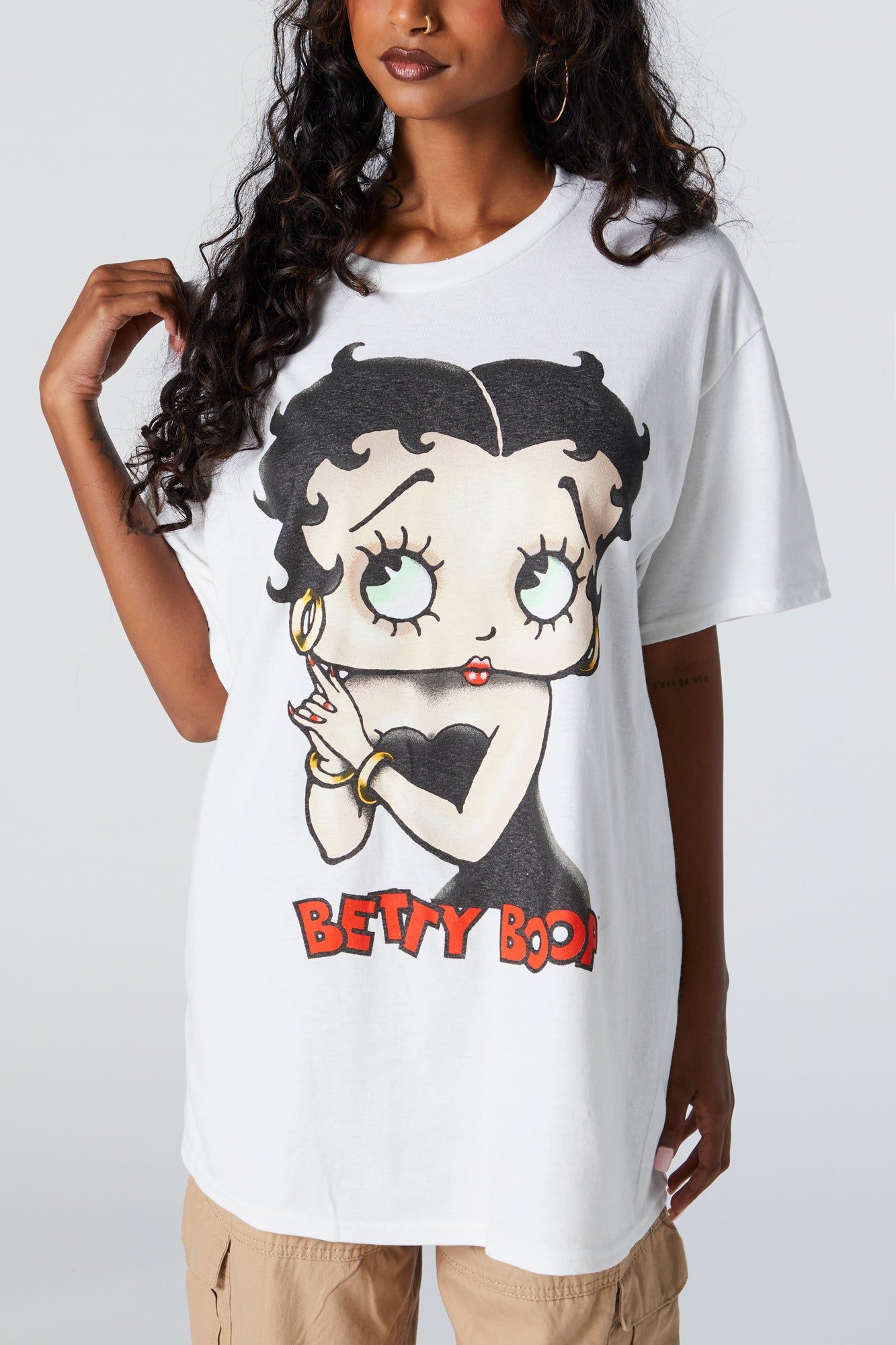 Betty Boop White Graphic Boyfriend T-Shirt sold by Charlotte Russe product image thumbnail 2