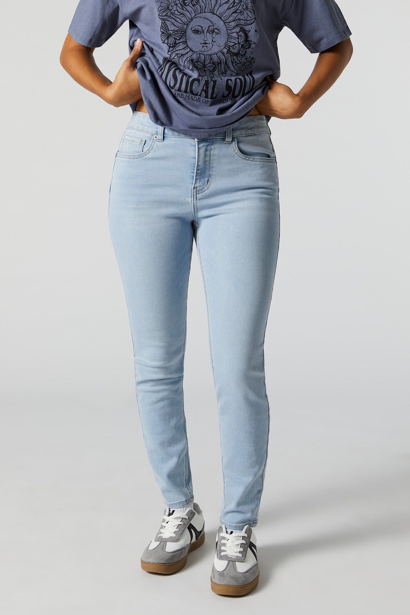 Rio Light Wash Mid Rise Push Up Jean sold by Charlotte Russe product image thumbnail 2