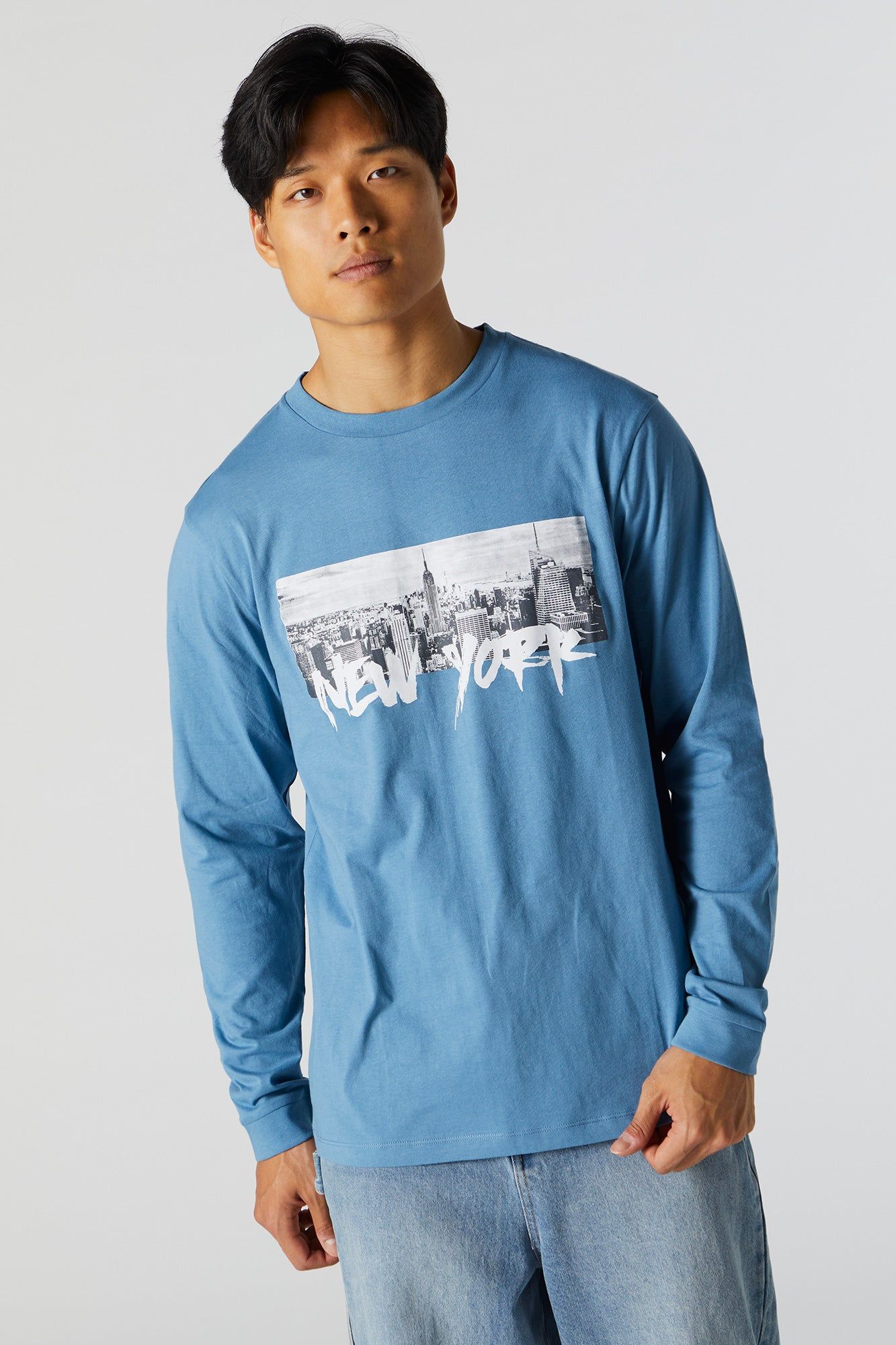 New York Skyline Graphic Long Sleeve Top sold by Charlotte Russe product image thumbnail 2