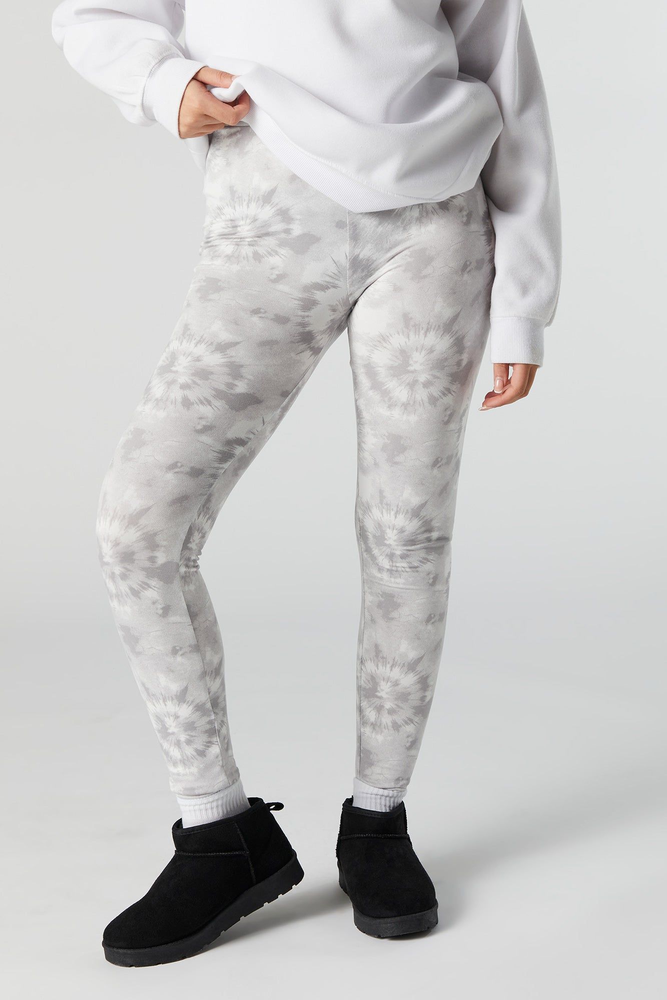Tie Dye Print Fleece Legging sold by Charlotte Russe product image thumbnail 2