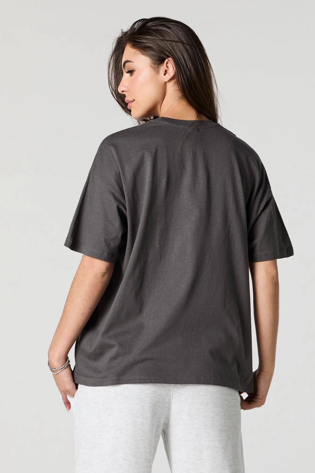 Alice in Wonderland Graphic Boyfriend T-Shirt sold by Charlotte Russe product image thumbnail 4