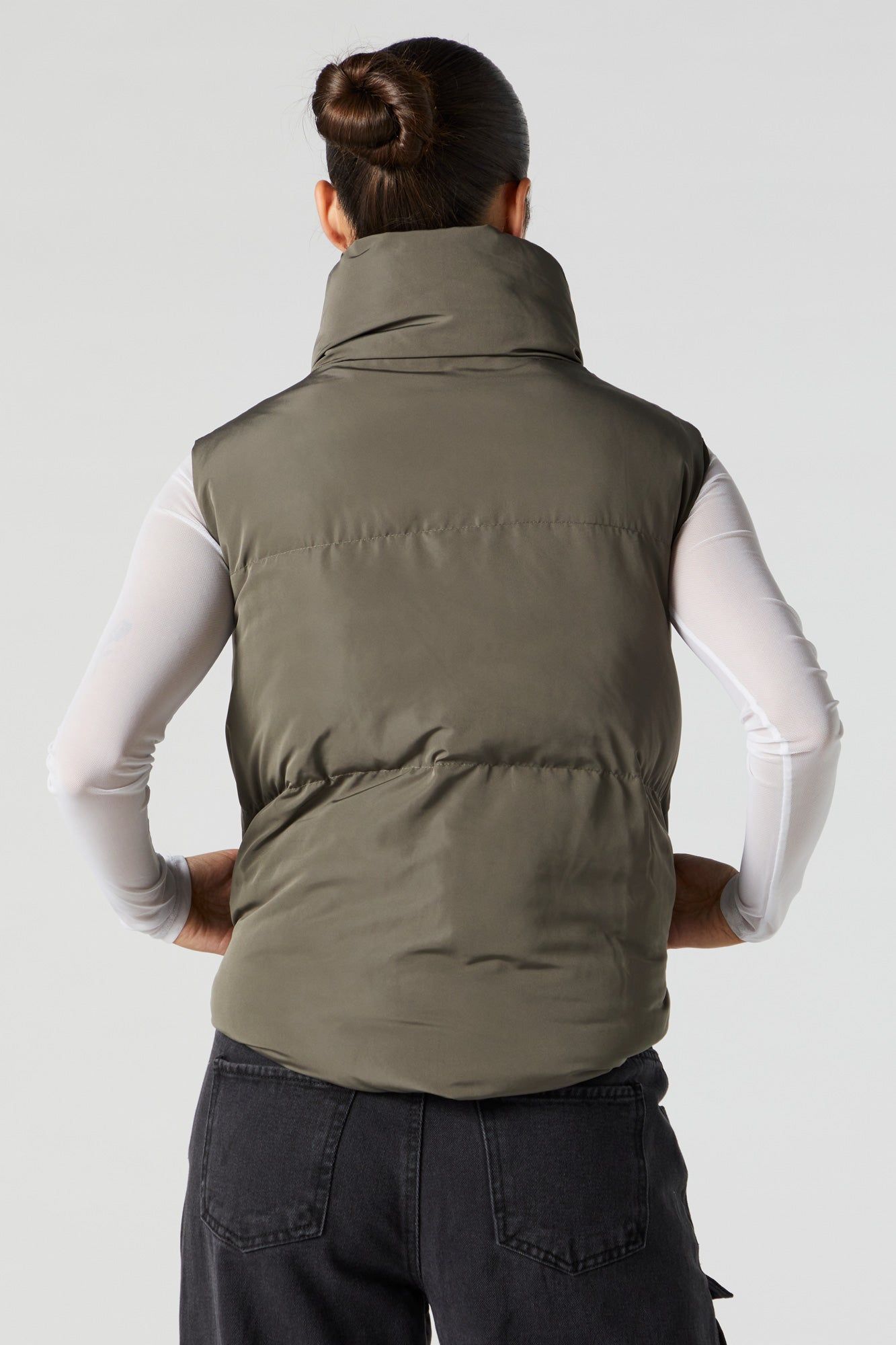 Green Zip-Up Cropped Puffer Vest sold by Charlotte Russe product image thumbnail 2