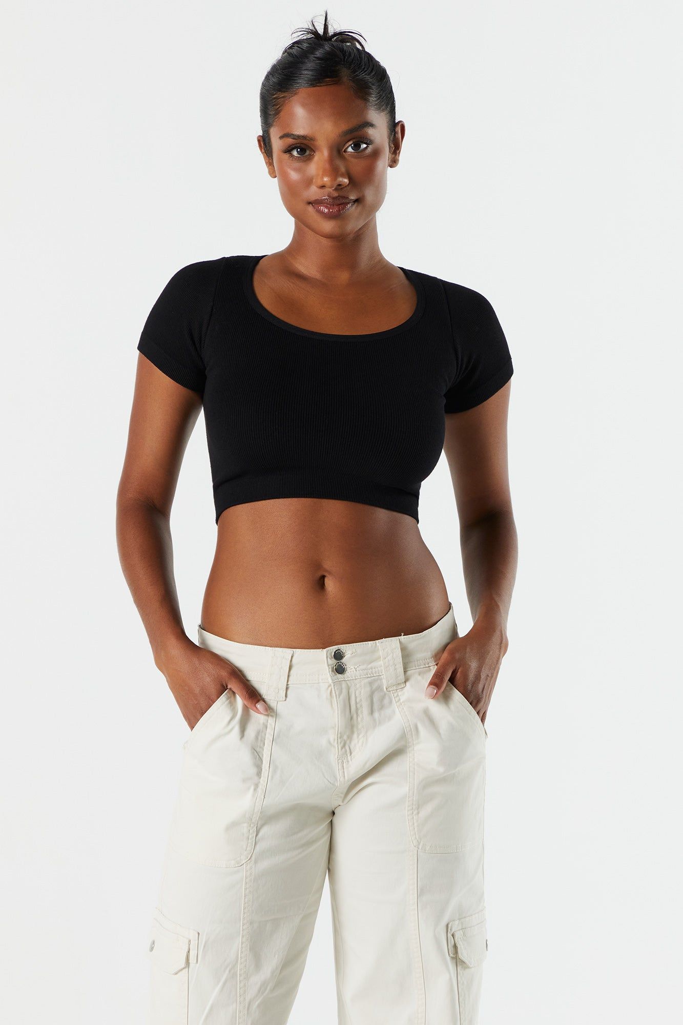 Seamless Ribbed Round Neck Cropped T-Shirt sold by Charlotte Russe product image thumbnail 4