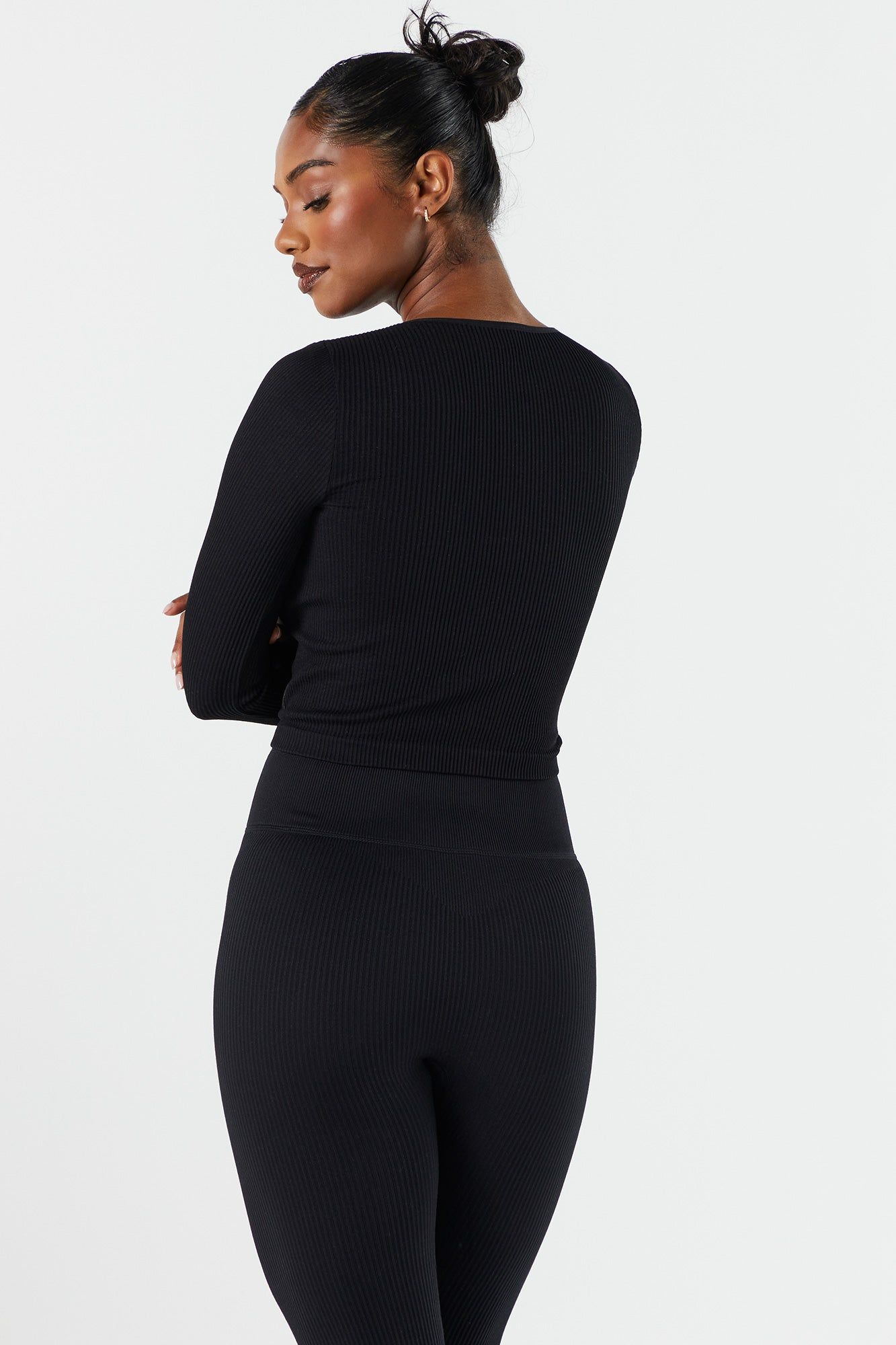 Sommer Ray Seamless Ribbed Long Sleeve Active Top sold by Charlotte Russe product image thumbnail 3