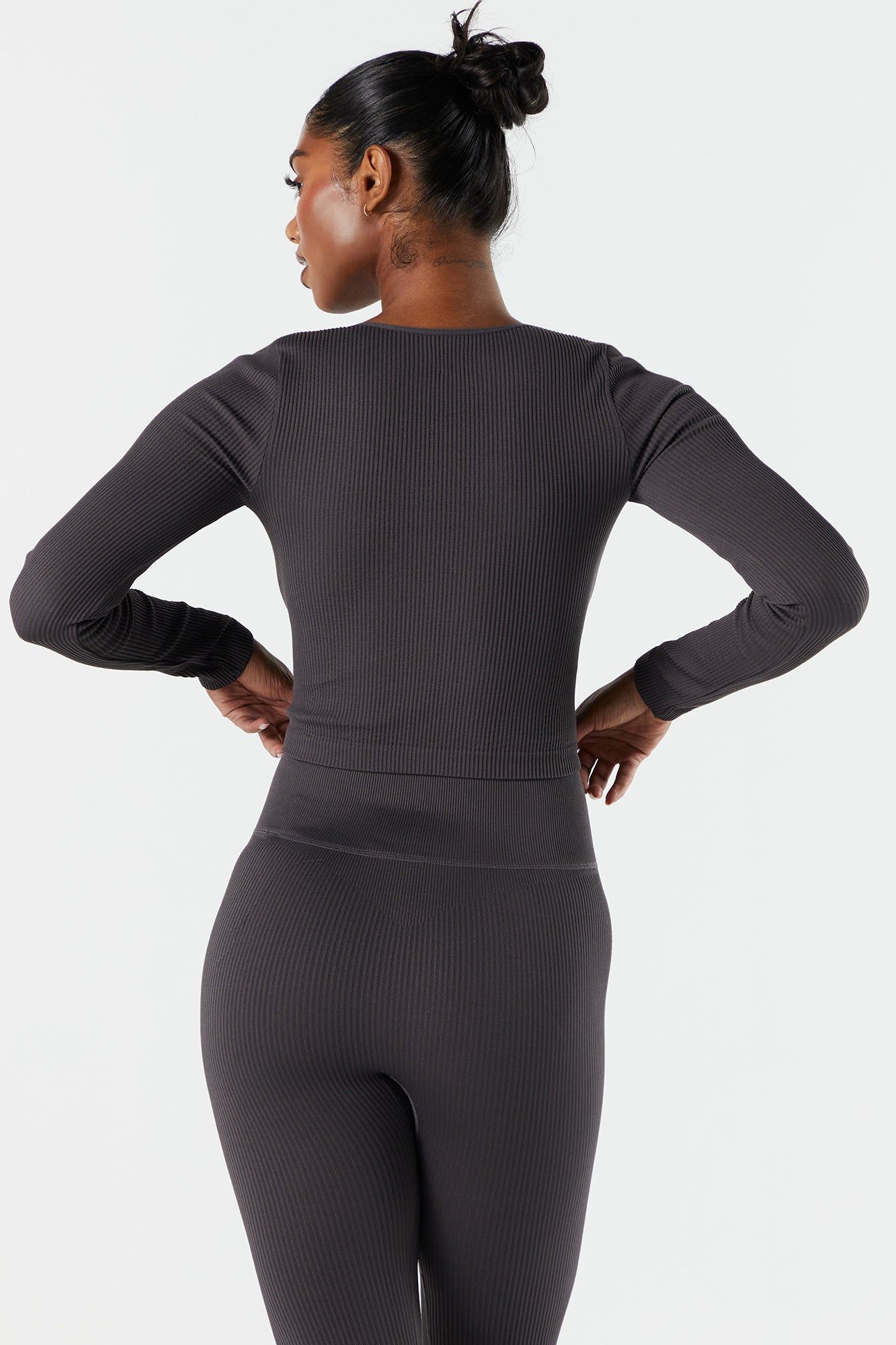 Sommer Ray Seamless Ribbed Long Sleeve Active Top sold by Charlotte Russe product image thumbnail 6