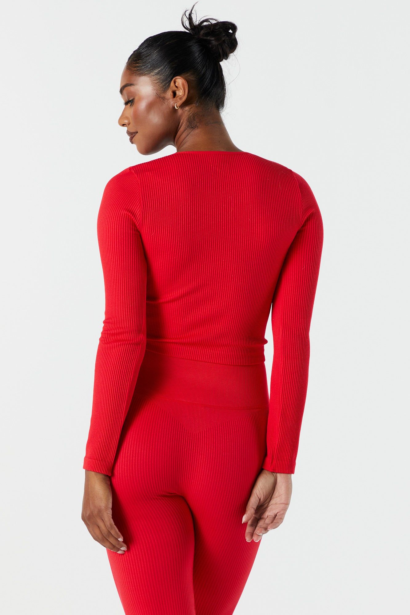 Sommer Ray Seamless Ribbed Long Sleeve Active Top sold by Charlotte Russe product image thumbnail 18