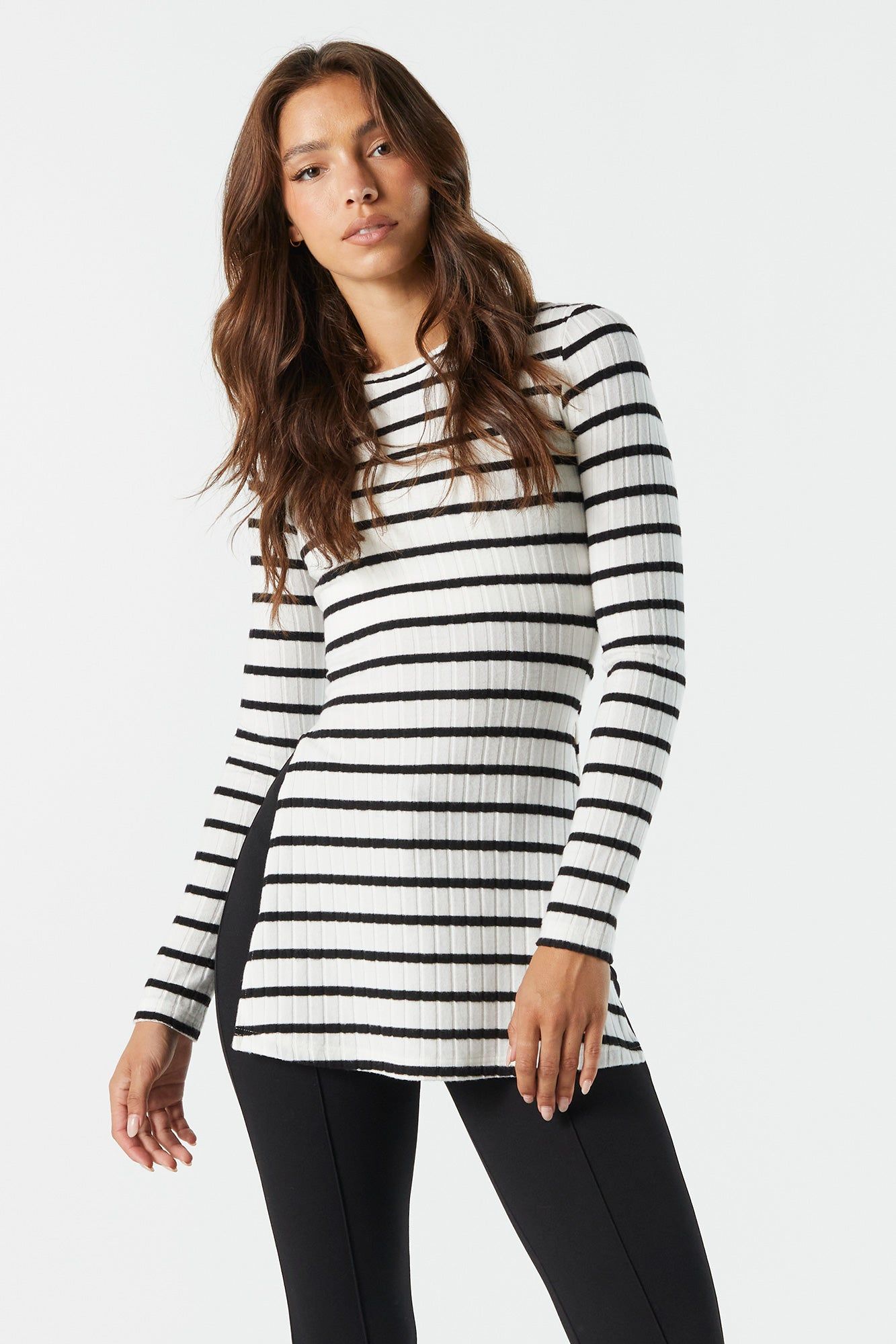 Tunique côtelée à manches longues sold by Charlotte Russe product image thumbnail 14