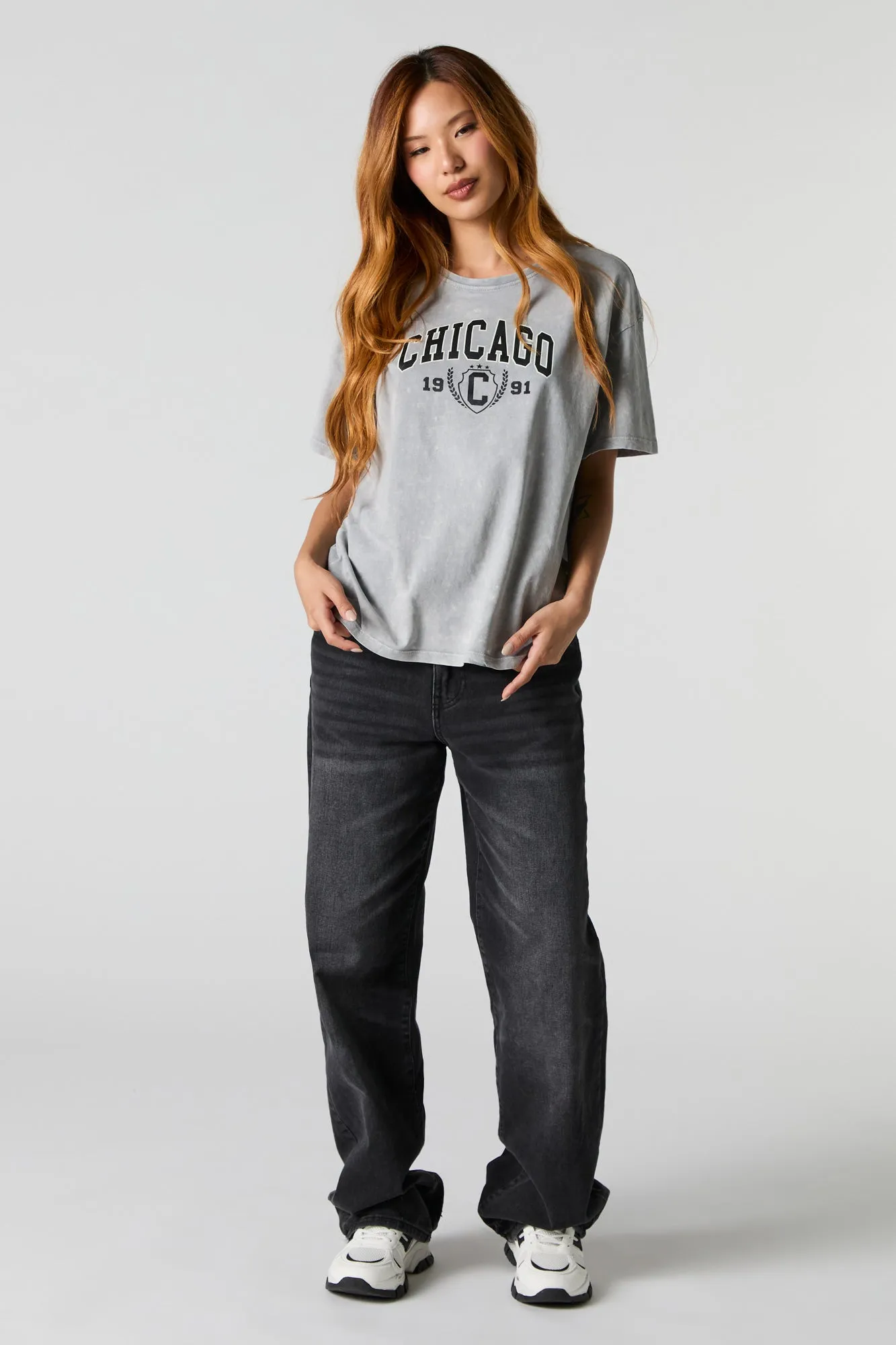 Chicago 1991 Graphic Washed Boyfriend T-Shirt sold by Charlotte Russe product image thumbnail 2