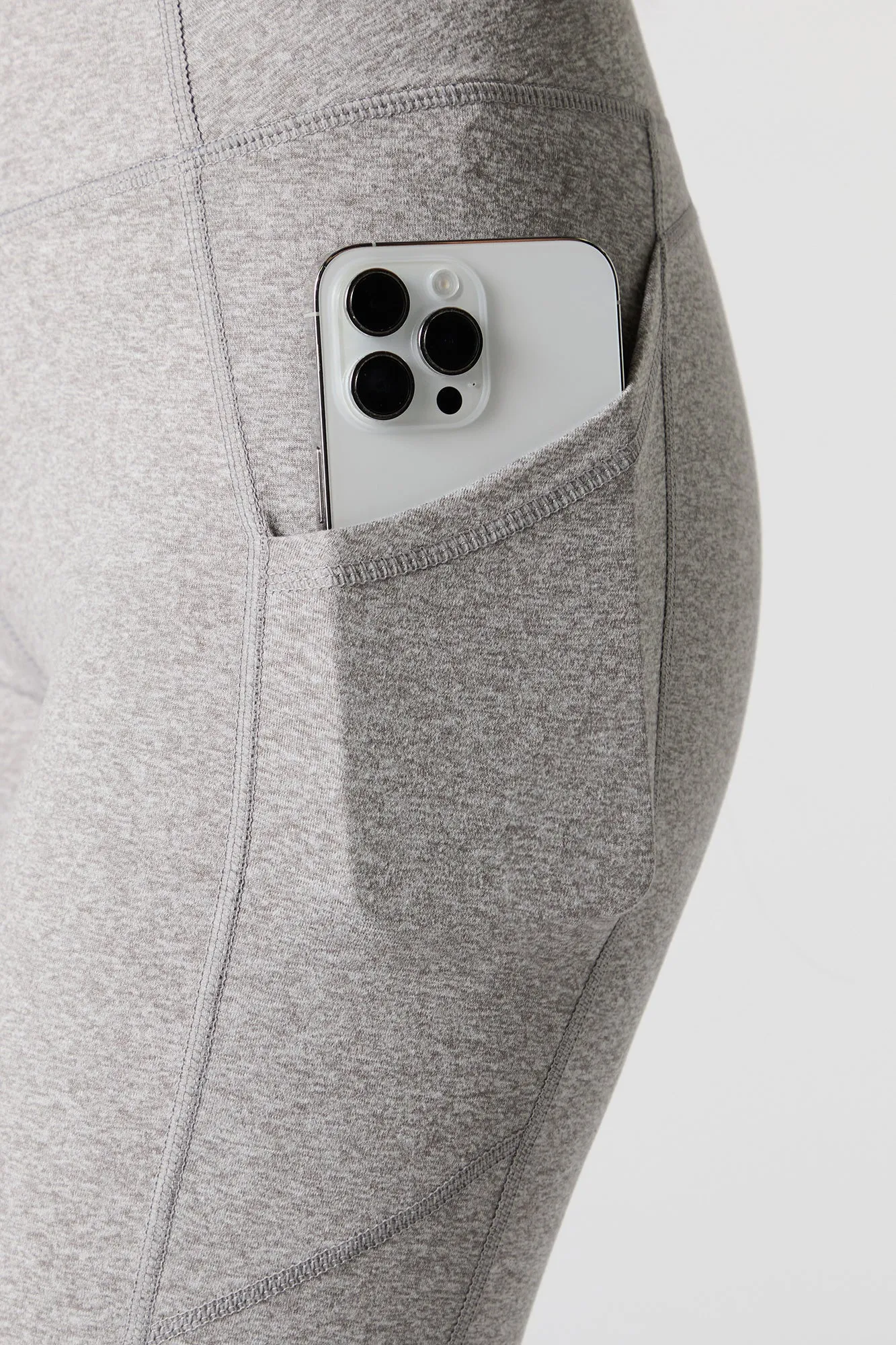 Active Side Pocket Flare Legging sold by Charlotte Russe product image thumbnail 4