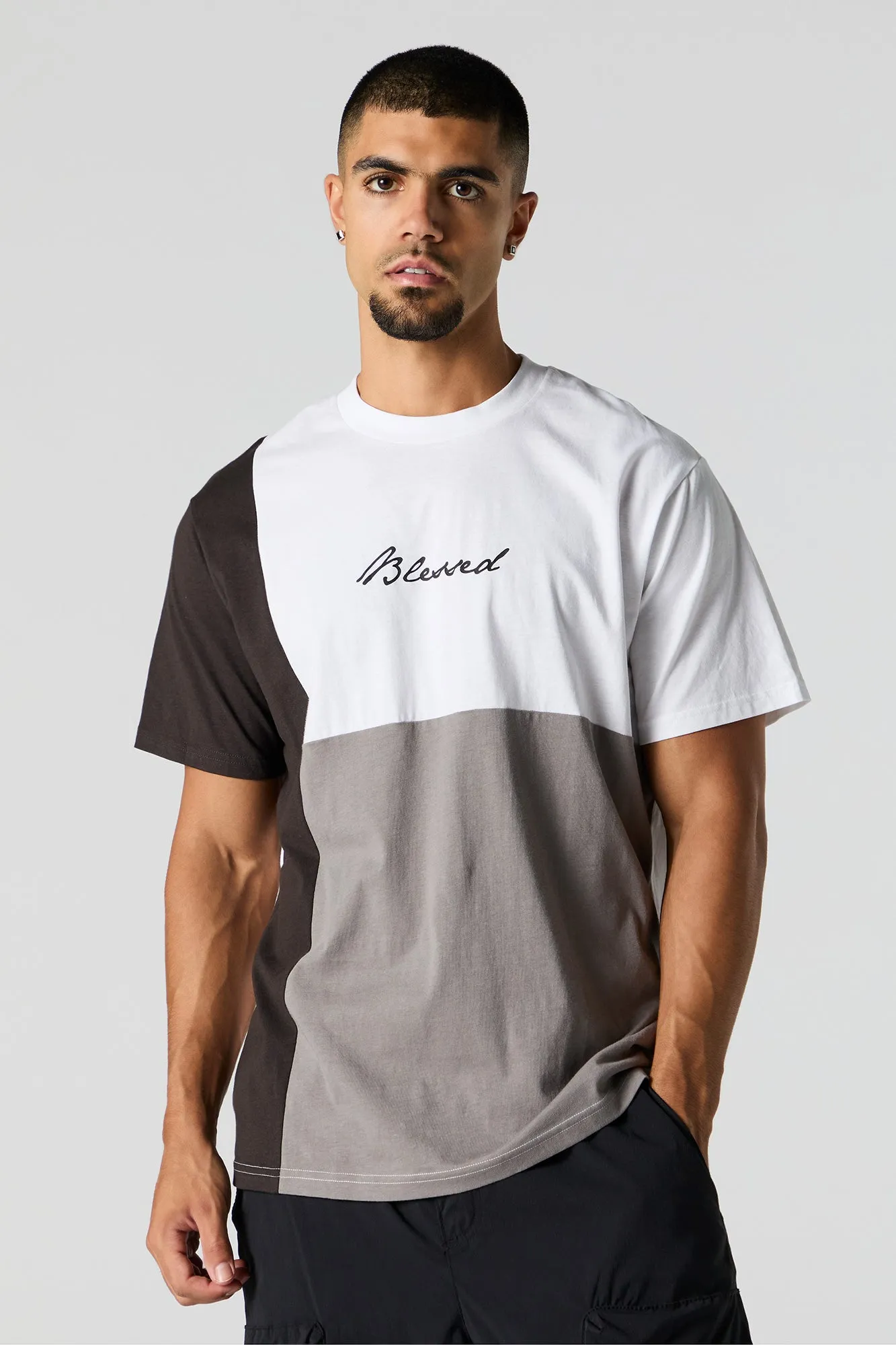 Colourblock Graphic T-Shirt sold by Charlotte Russe product image thumbnail 5