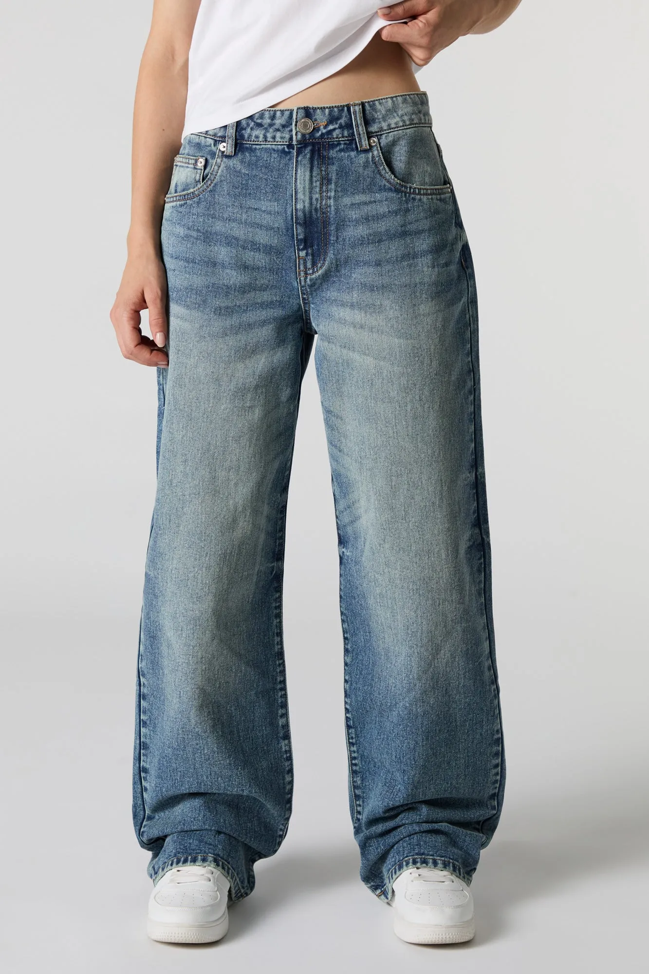 Vintage Dark Wash High Rise Wide Leg Jean sold by Charlotte Russe product image thumbnail 2