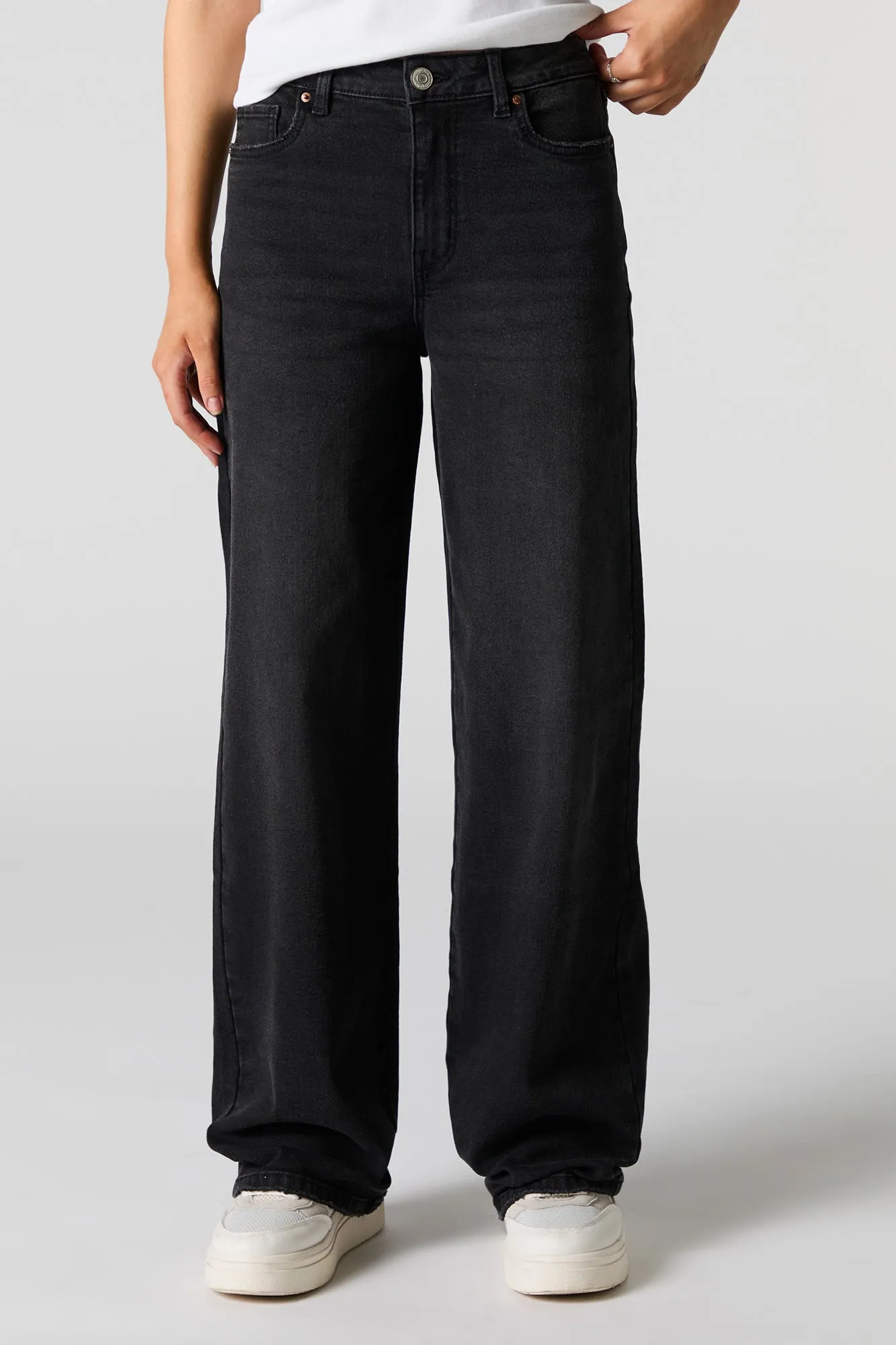 Black Wash Wide Leg Stretch Jean sold by Charlotte Russe product image thumbnail 2