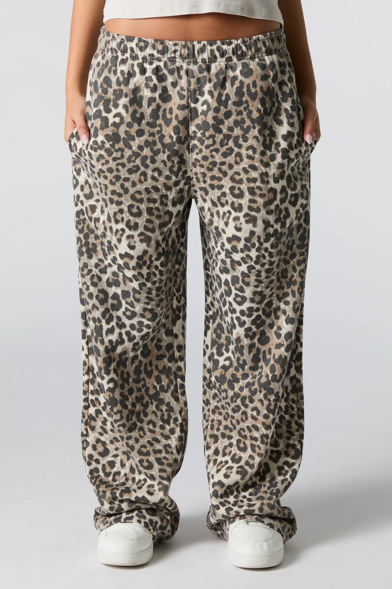 Cheetah Print Wide Leg Fleece Sweatpant sold by Charlotte Russe product image thumbnail 2