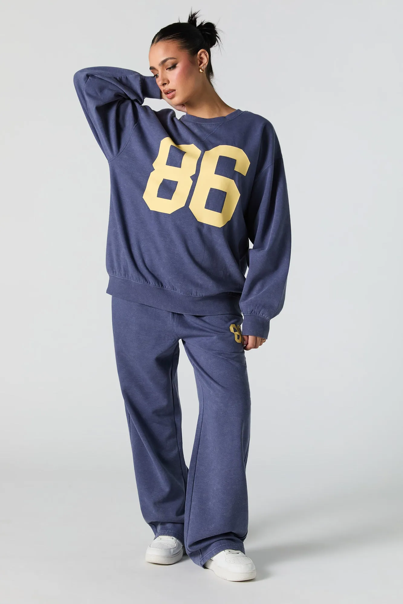 Graphic Washed Wide Leg Fleece Sweatpant sold by Charlotte Russe product image thumbnail 5