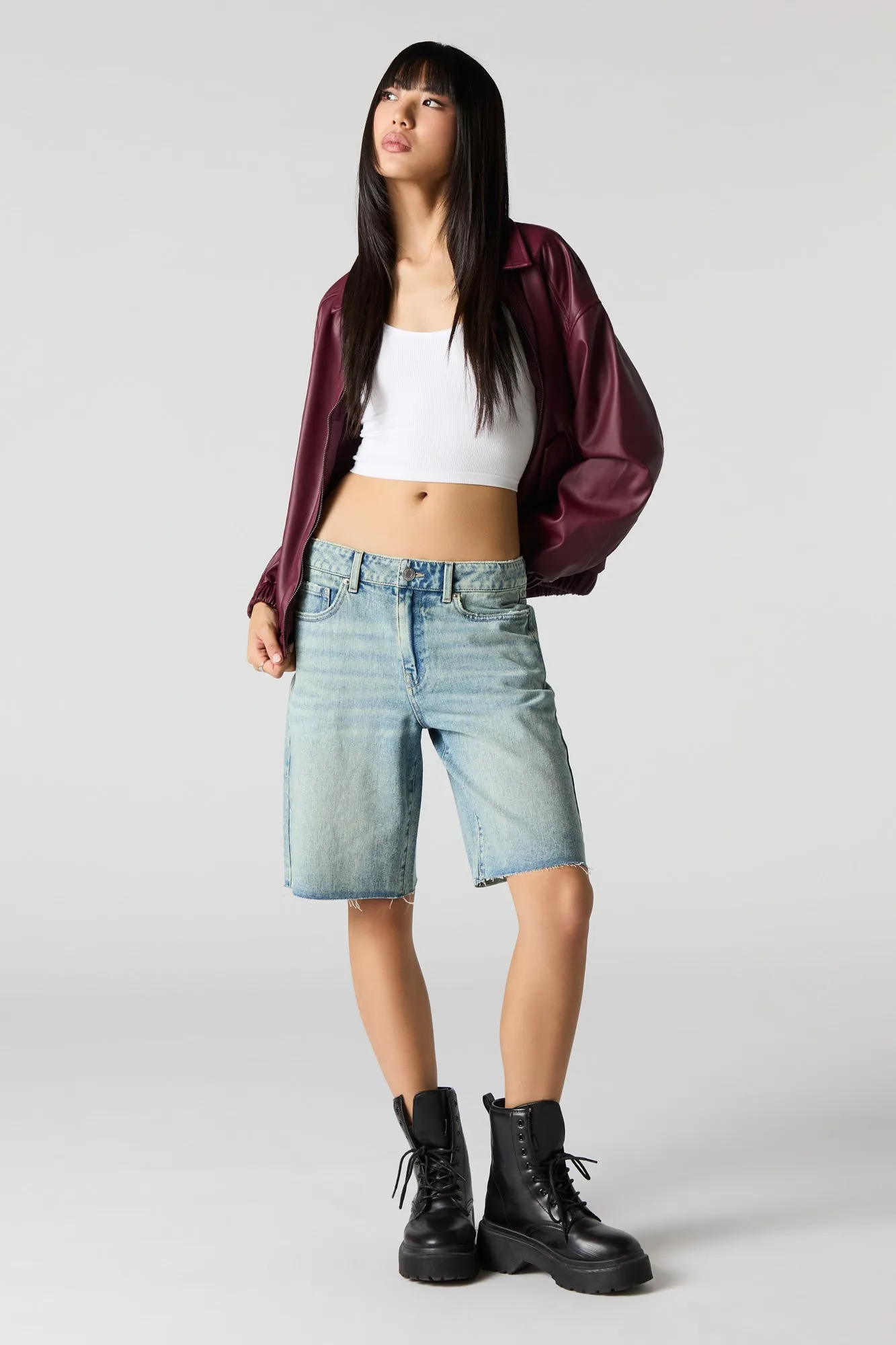 Medium Vintage Wash Slouchy Frayed Jort sold by Charlotte Russe product image thumbnail 3