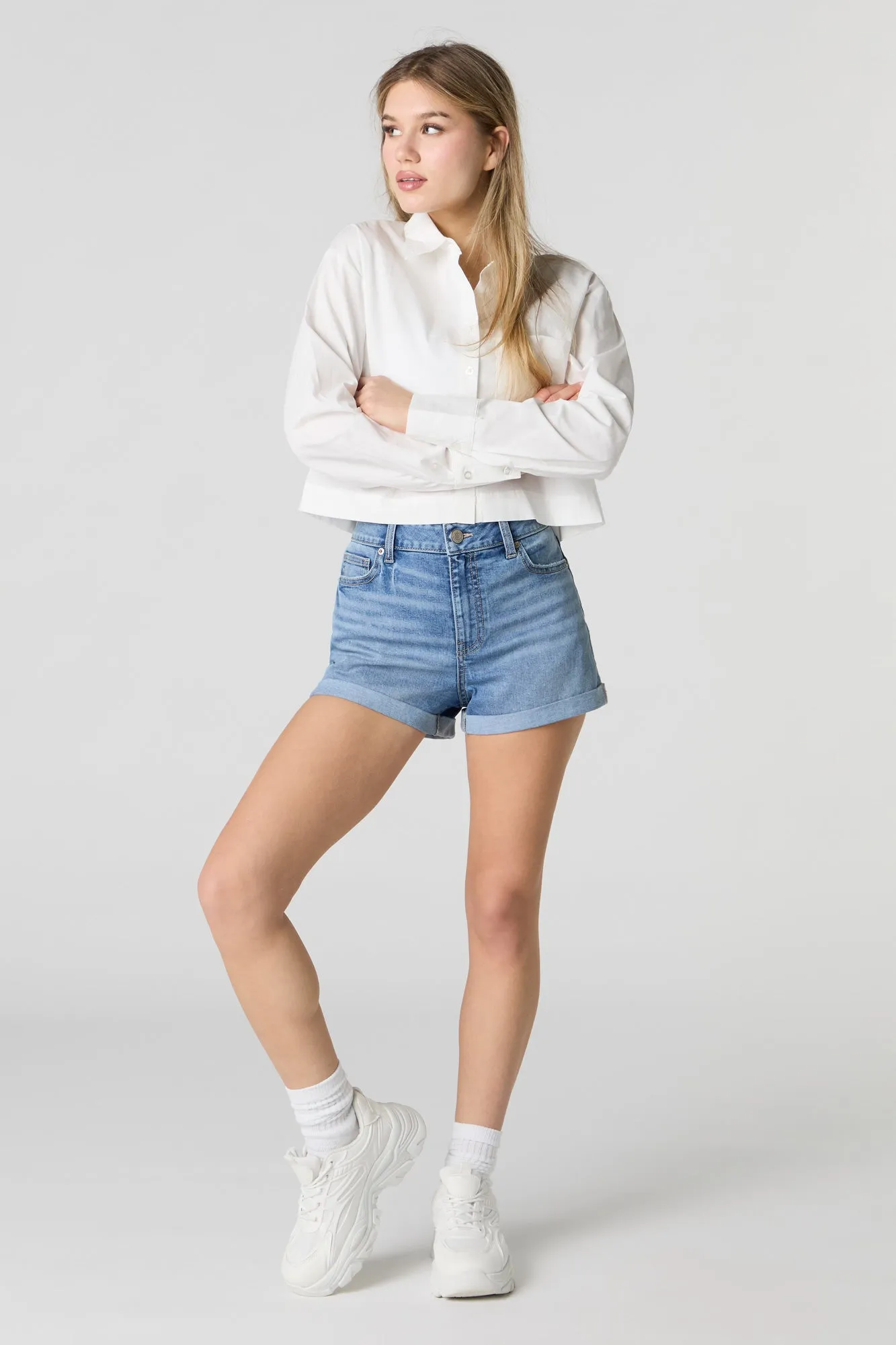 Medium Wash Rolled Hem Stretch Denim Short sold by Charlotte Russe product image thumbnail 3
