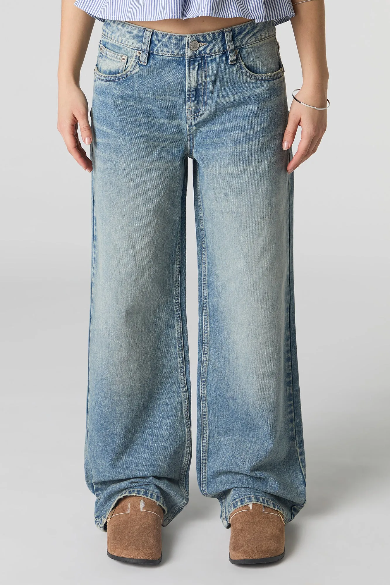 Vintage Medium Wash Low Rise Skater Jean sold by Charlotte Russe product image thumbnail 2