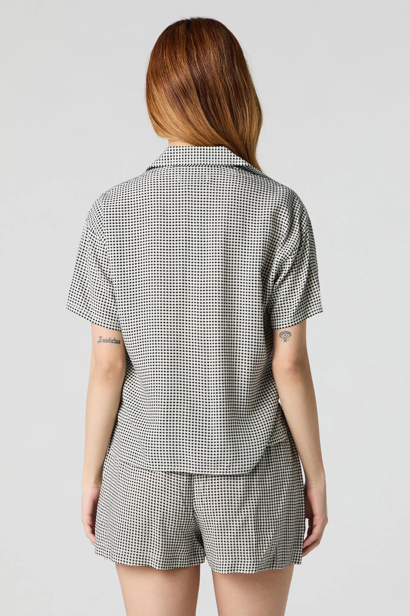 Oversized Collared Button-Up Short Sleeve Top sold by Charlotte Russe product image thumbnail 4