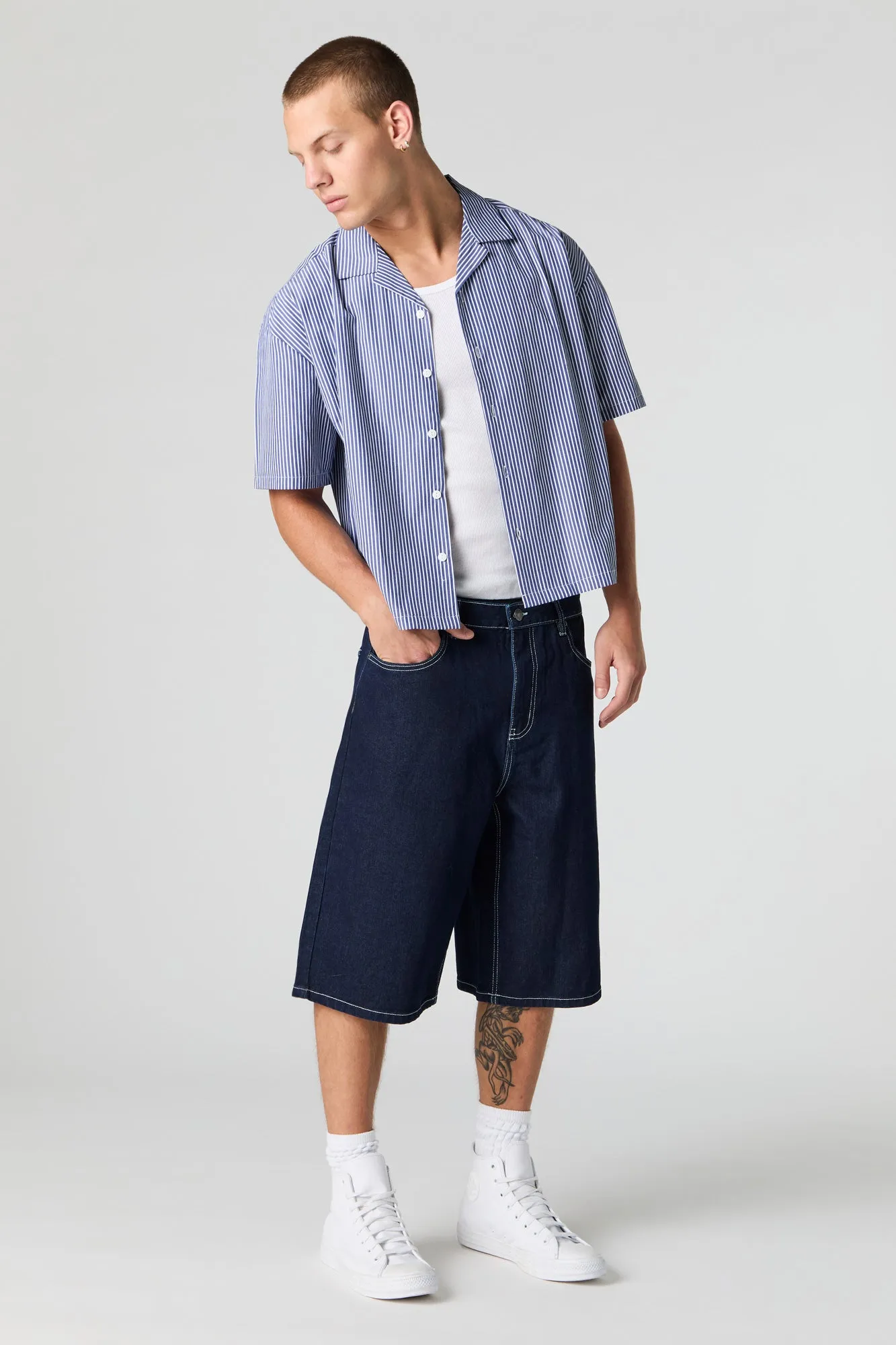 Pinstriped Boxy Short Sleeve Button-Up Top sold by Charlotte Russe product image thumbnail 3