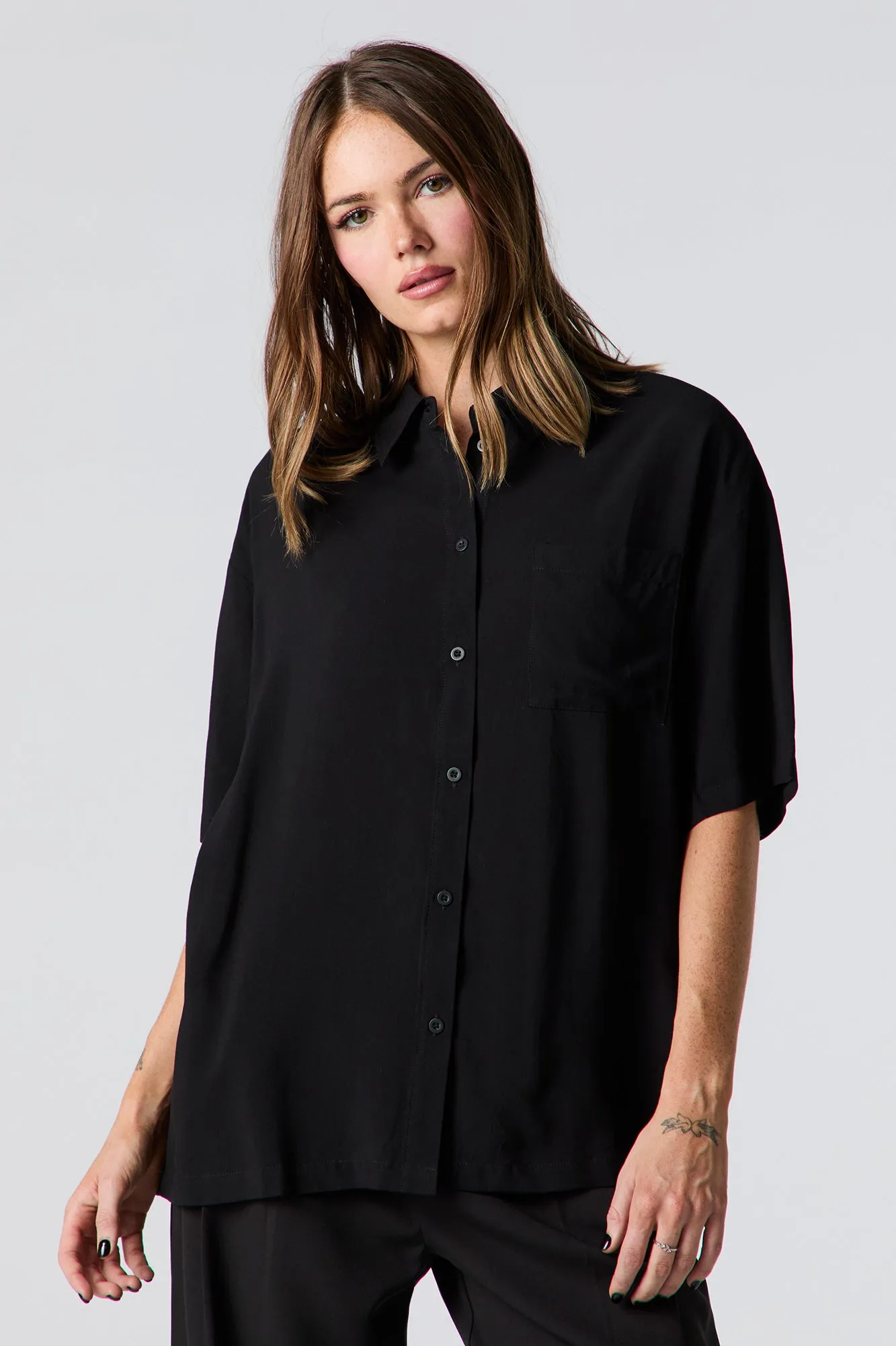 Oversized Short Sleeve Button-Up Top sold by Charlotte Russe product image thumbnail 4
