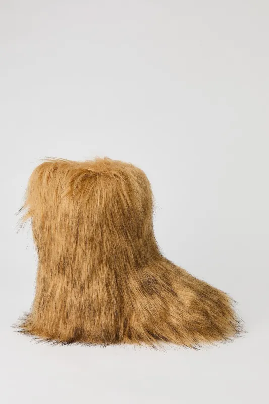 Faux Fur Booties made by Stitches