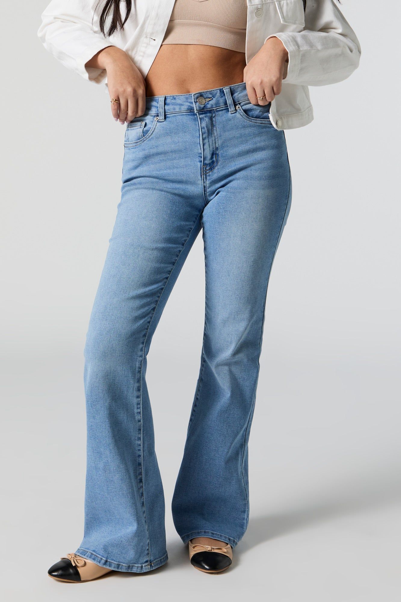 Austin Light Wash Flare Jean sold by Charlotte Russe product image thumbnail 2
