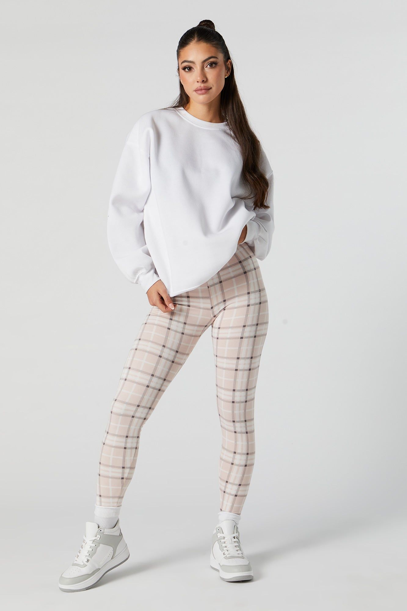 Pink Plaid Print Fleece Legging sold by Charlotte Russe product image thumbnail 4