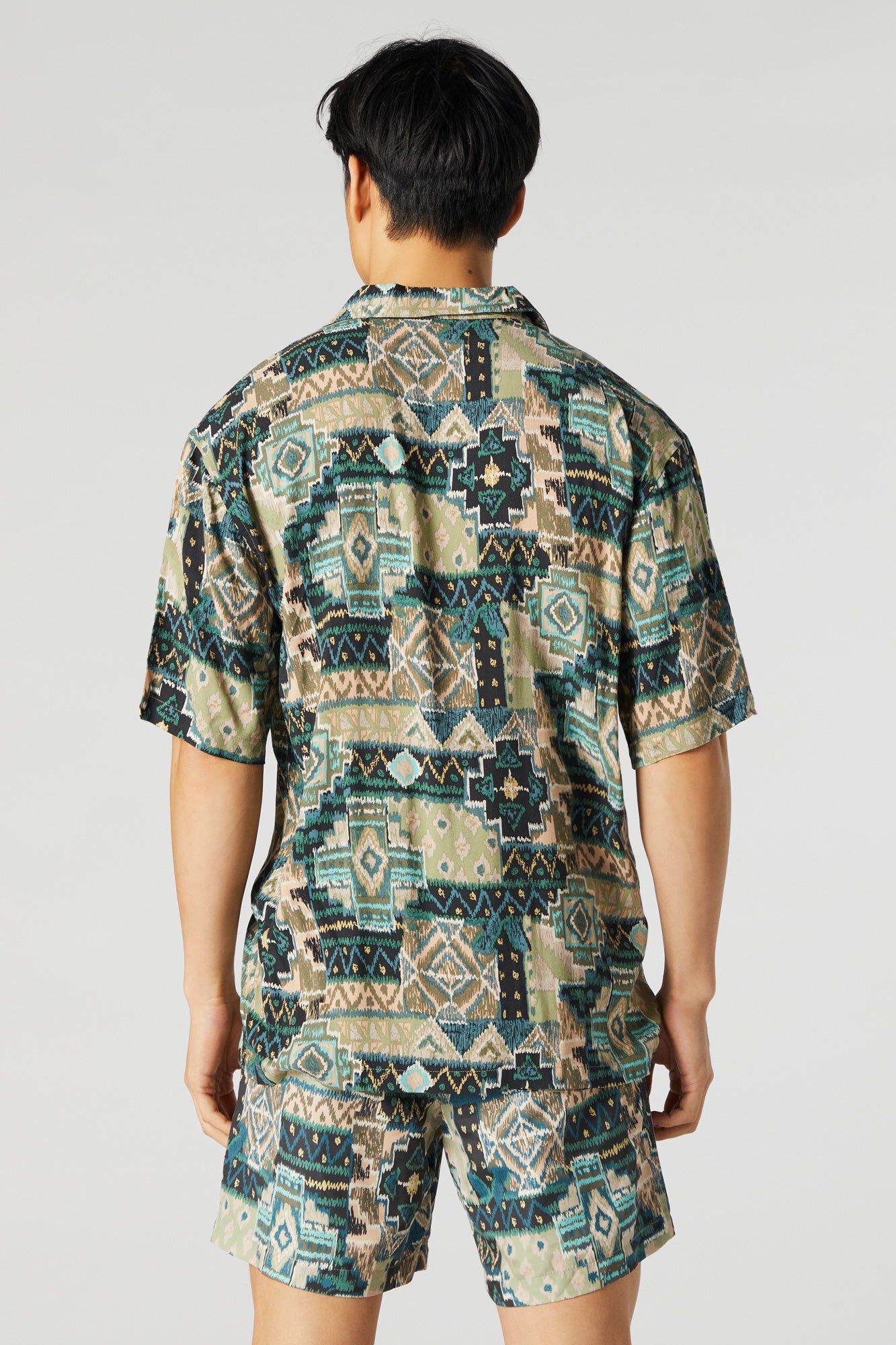 Green Hawaiian Print Short sold by Charlotte Russe product image thumbnail 4