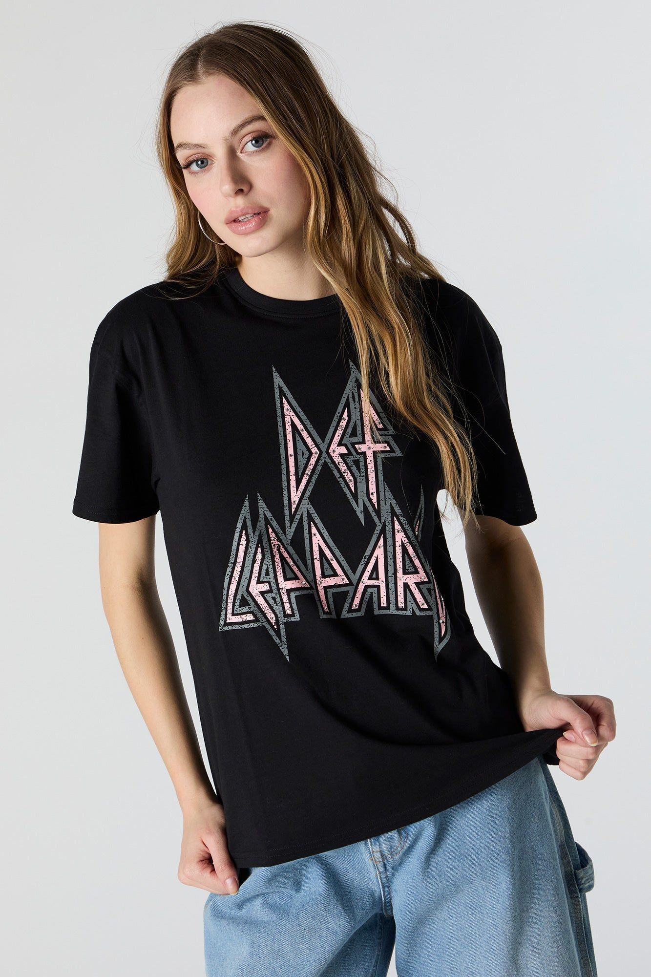 Def Leppard Rhinestone Graphic Boyfriend T-Shirt sold by Charlotte Russe product image thumbnail 2