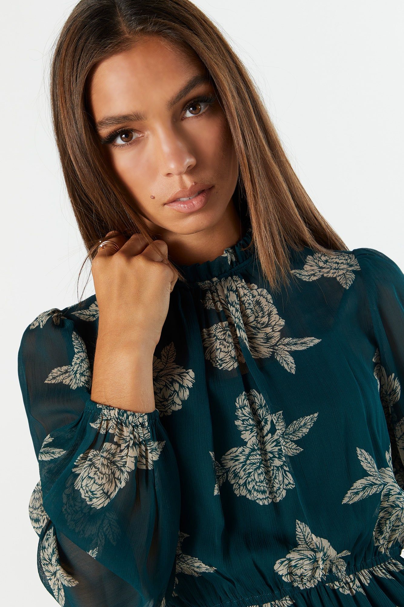 Floral Print Chiffon Mock Neck Long Sleeve Dress sold by Charlotte Russe product image thumbnail 4