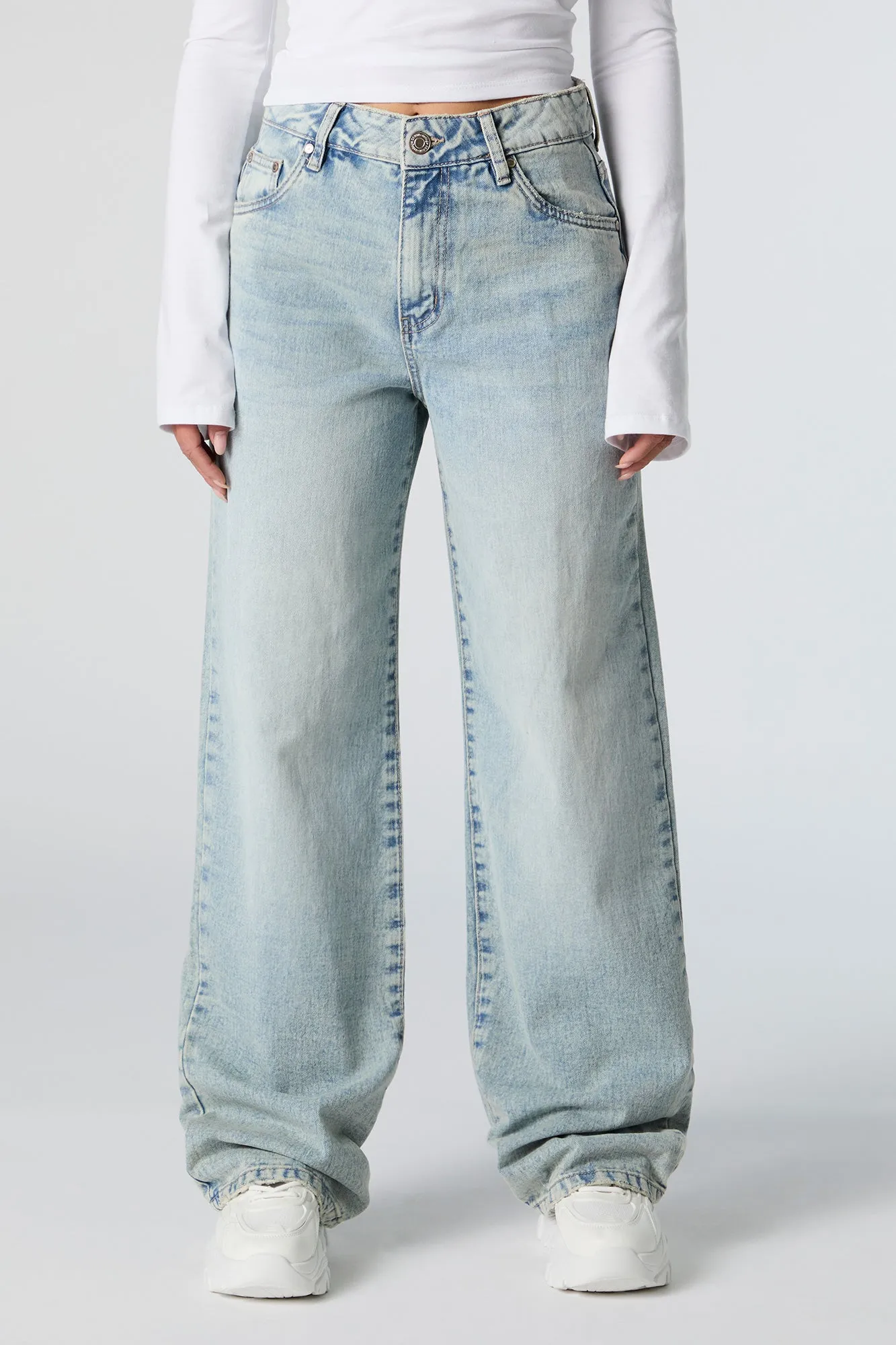 Vintage Light Wash 90s High Rise Wide Leg Jean sold by Charlotte Russe product image thumbnail 2