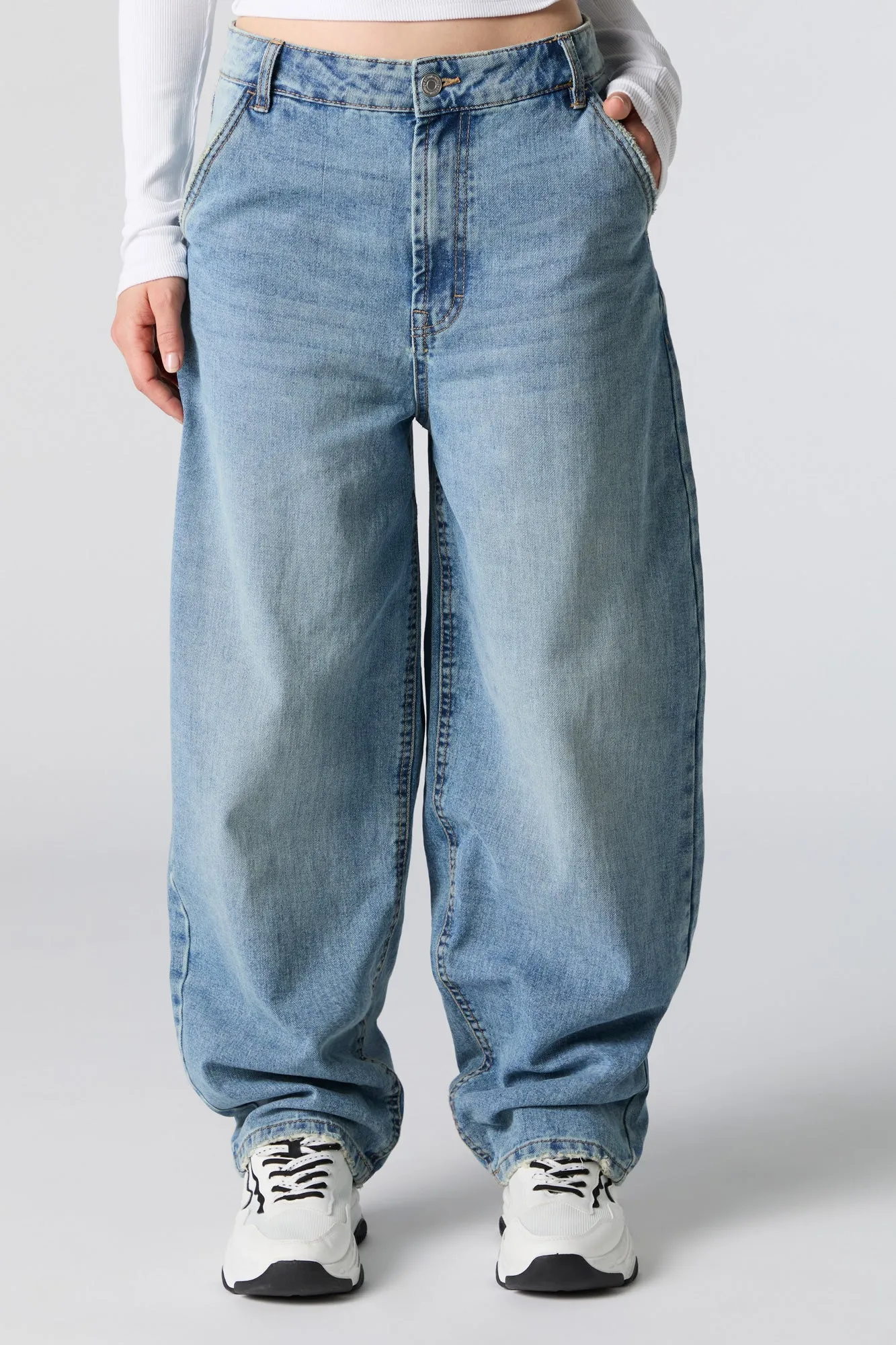 Vintage Wash Baggy Balloon Leg Jean sold by Charlotte Russe product image thumbnail 5