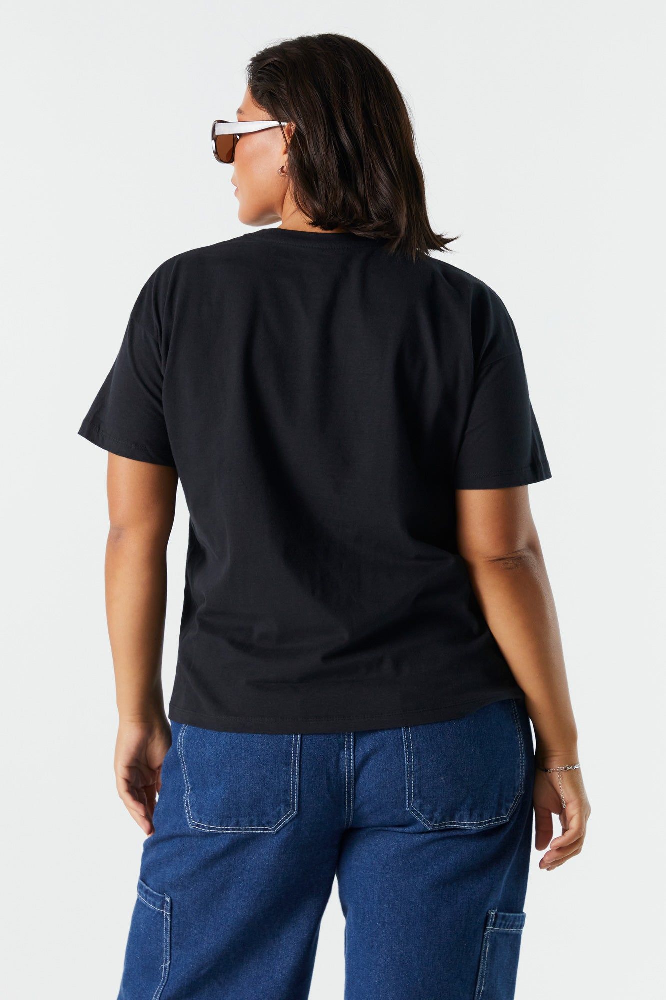 Guns n Roses Graphic Boyfriend T-Shirt sold by Charlotte Russe product image thumbnail 2