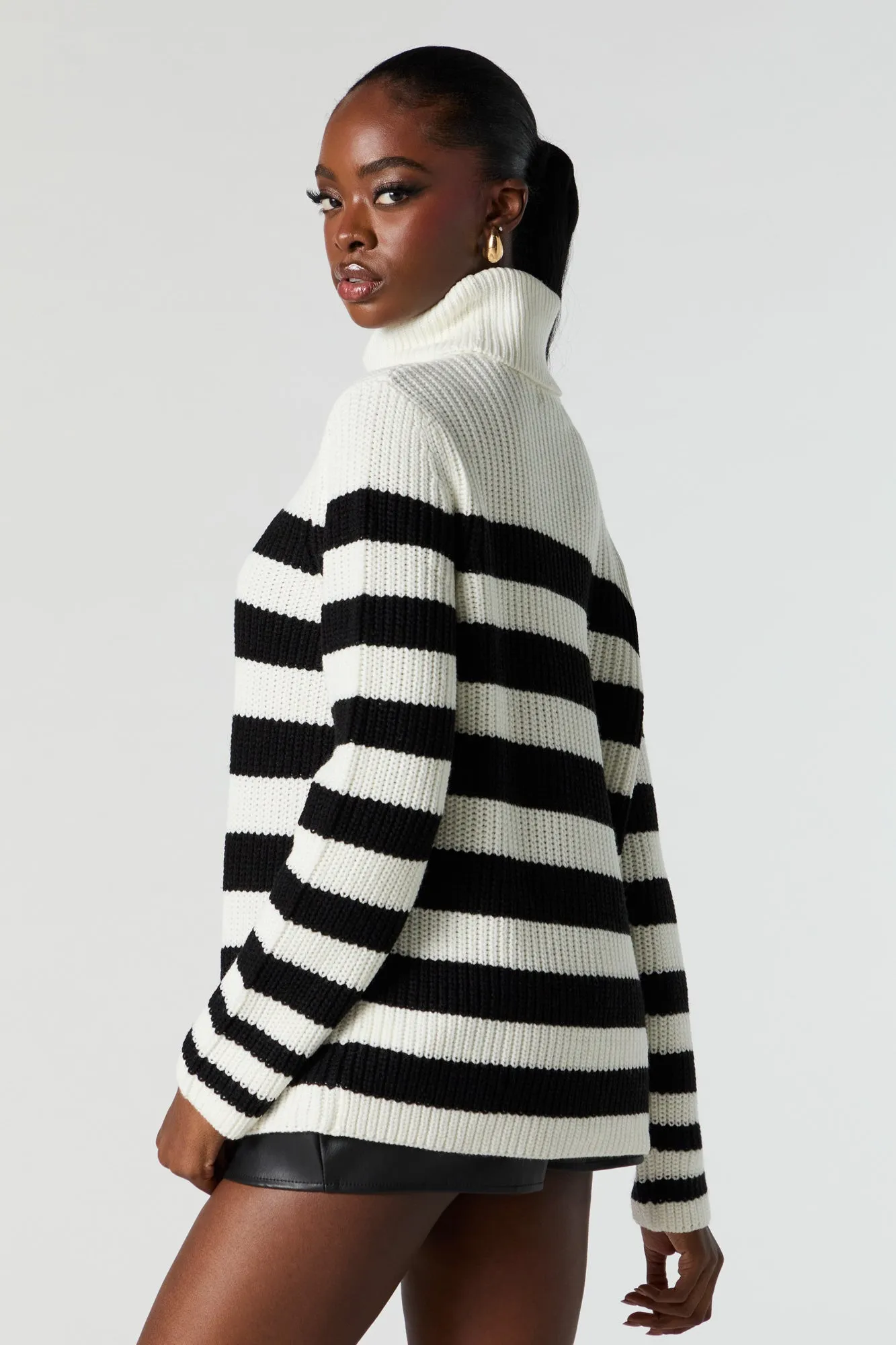 Striped Ribbed Knit Turtleneck Tunic Sweater sold by Charlotte Russe product image thumbnail 2