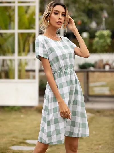 Smocked Plaid Round Neck Short Sleeve Dress sold by Charming Charlie product image thumbnail 5
