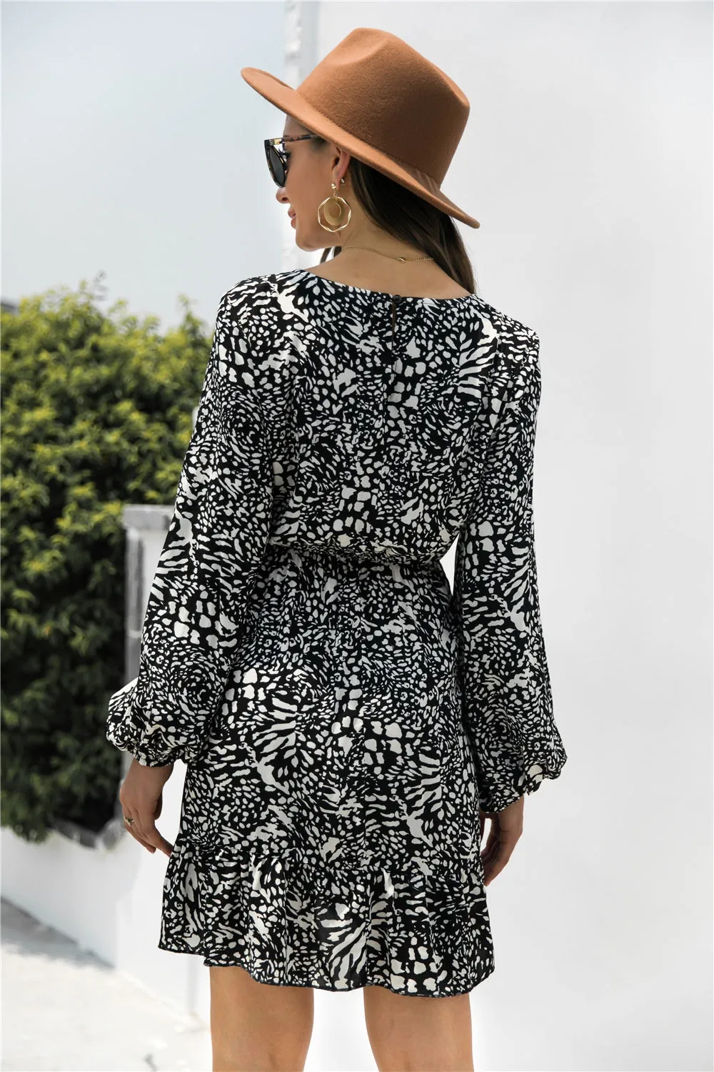 Animal Print Round Neck Balloon Sleeve Mini Dress sold by Charming Charlie product image thumbnail 2