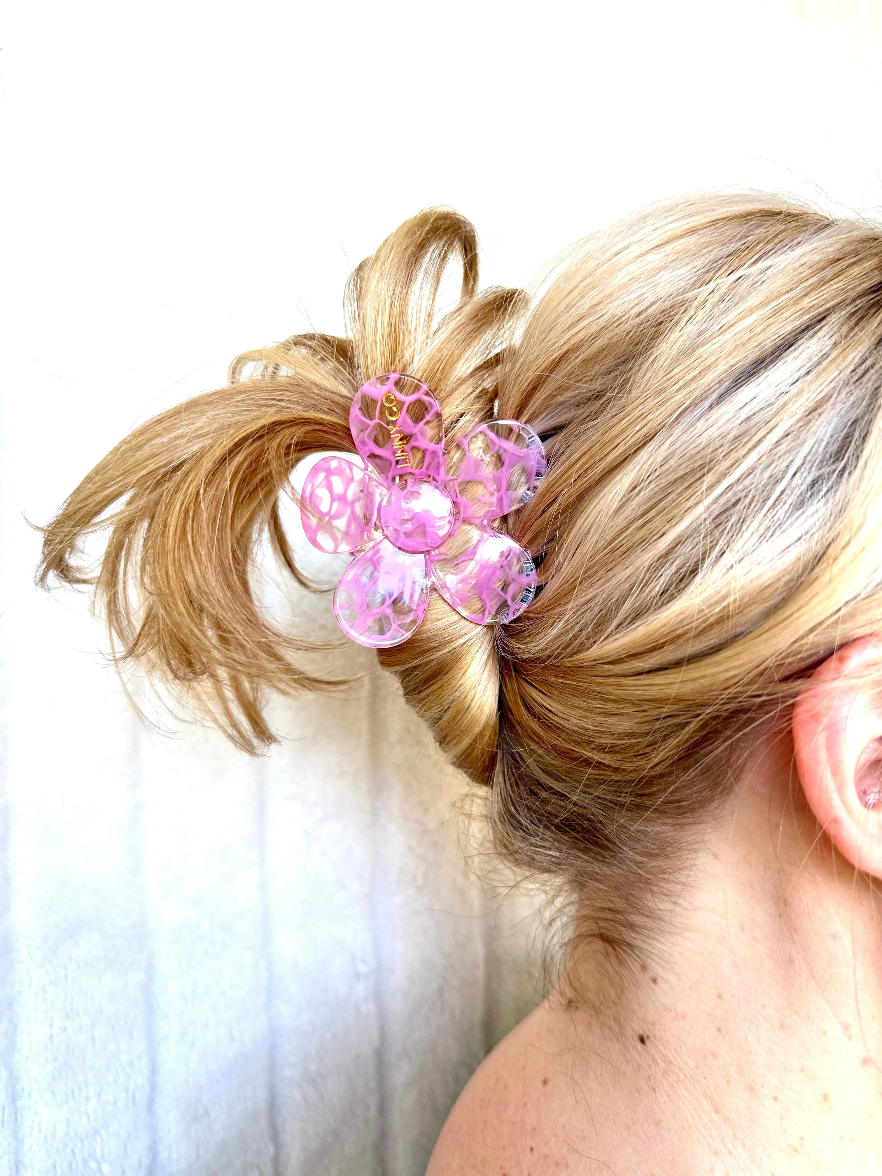 Gigi - Pink Crackle sold by Charming Charlie product image thumbnail 2