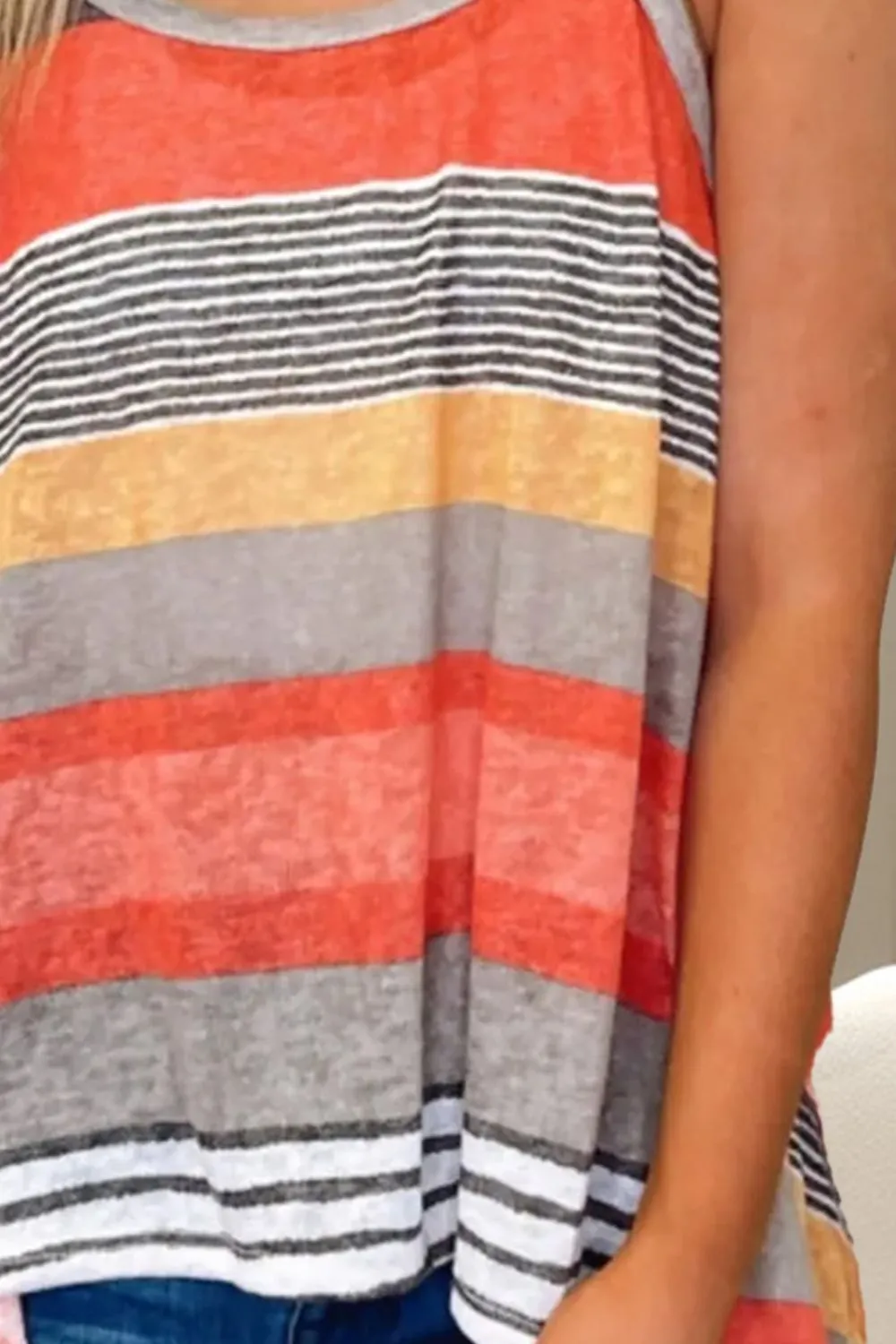 Color Block Round Neck Cami sold by Charming Charlie product image thumbnail 3